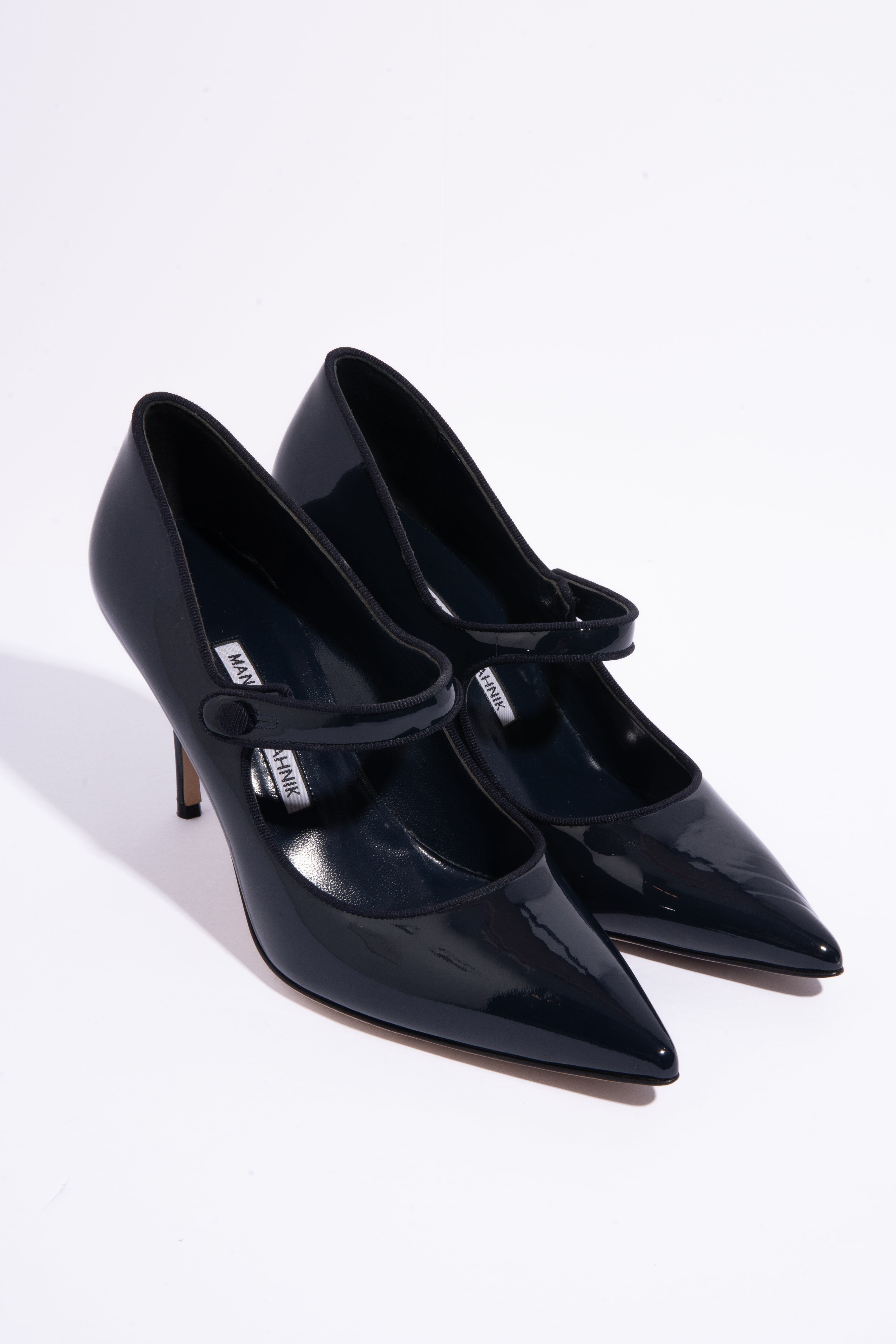 MANOLO BLAHNIK Navy Patent Mary Jane Pumps (Sz. 39)