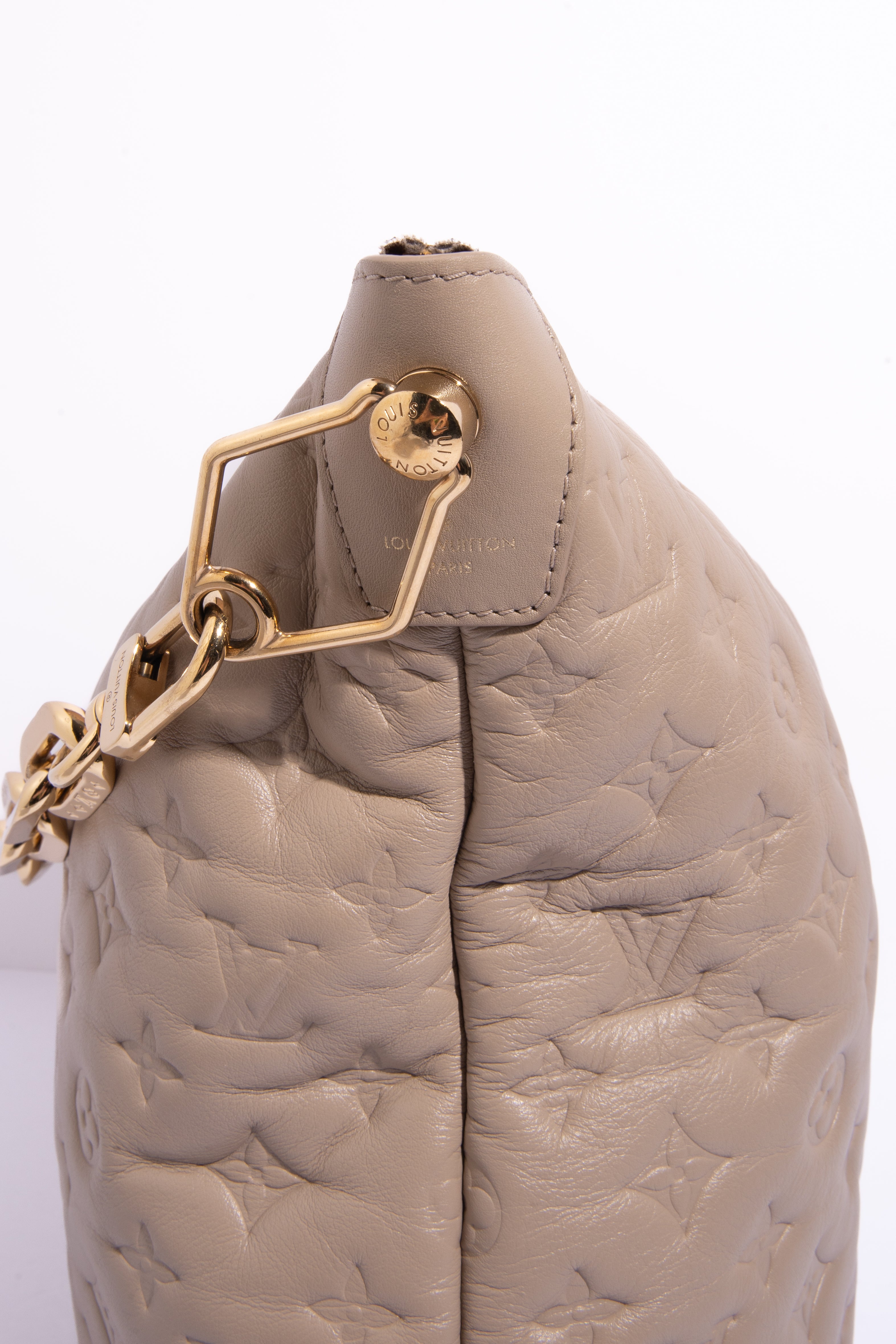 LOUIS VUITTON Coussin Taupe MM Hobo