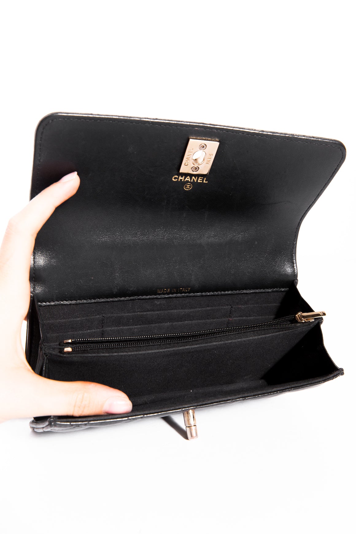 CHANEL Black Quilted Pearl Top Handle Wallet-on-Chain