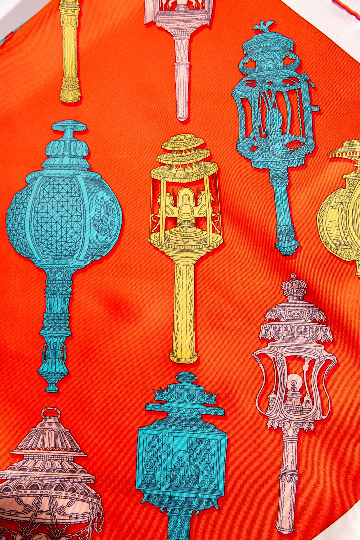 HERMES "Merveilleuses Lanternes" Large Silk Scarf