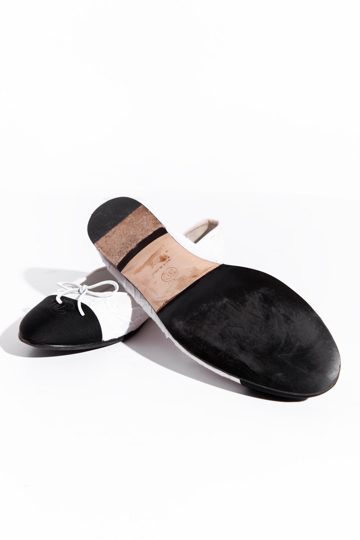 CHANEL Black & White Fabric Camellia Ballerina Flats (Sz. 40)