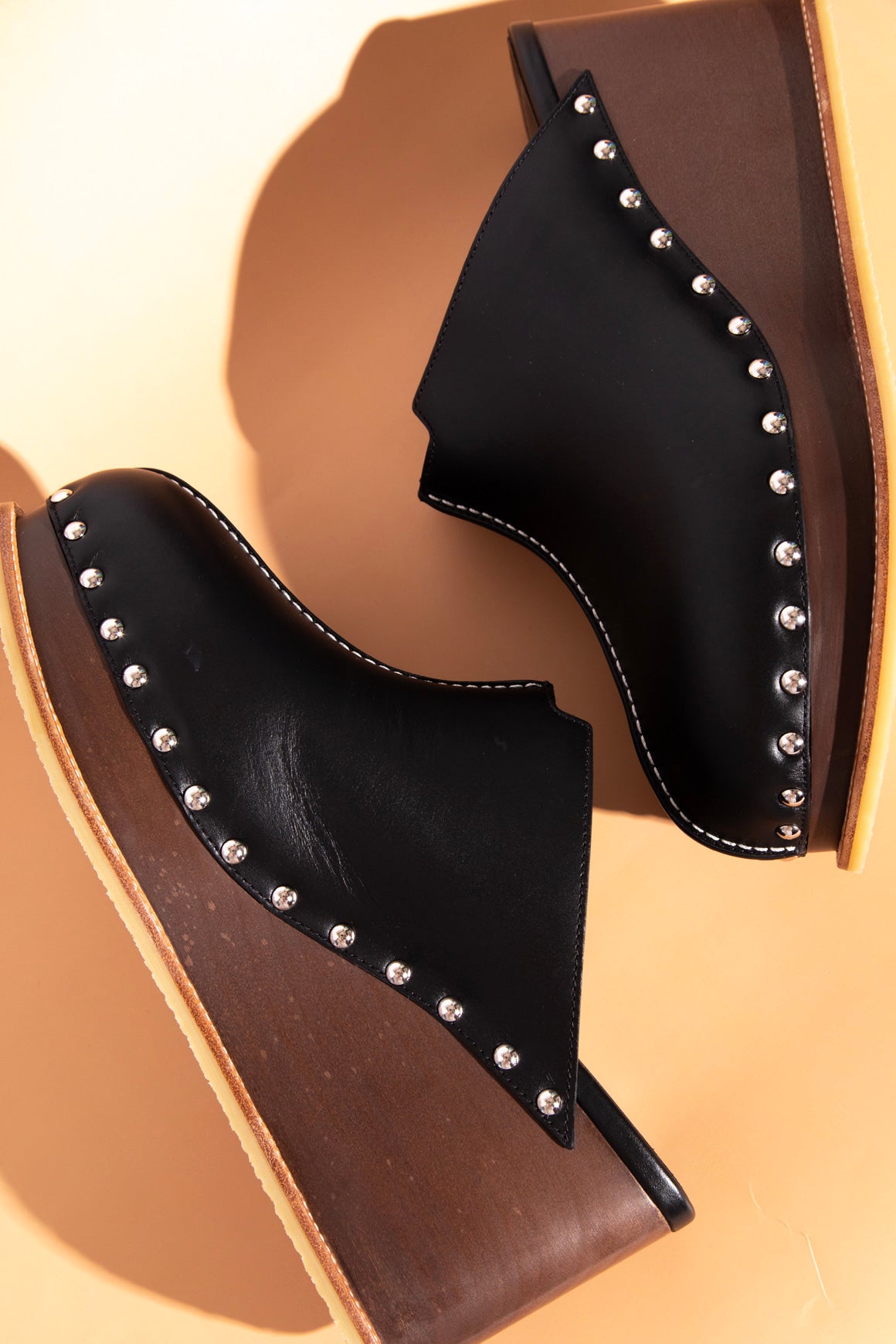 HERMES "Beachwood Earth" Mules (Sz.40)