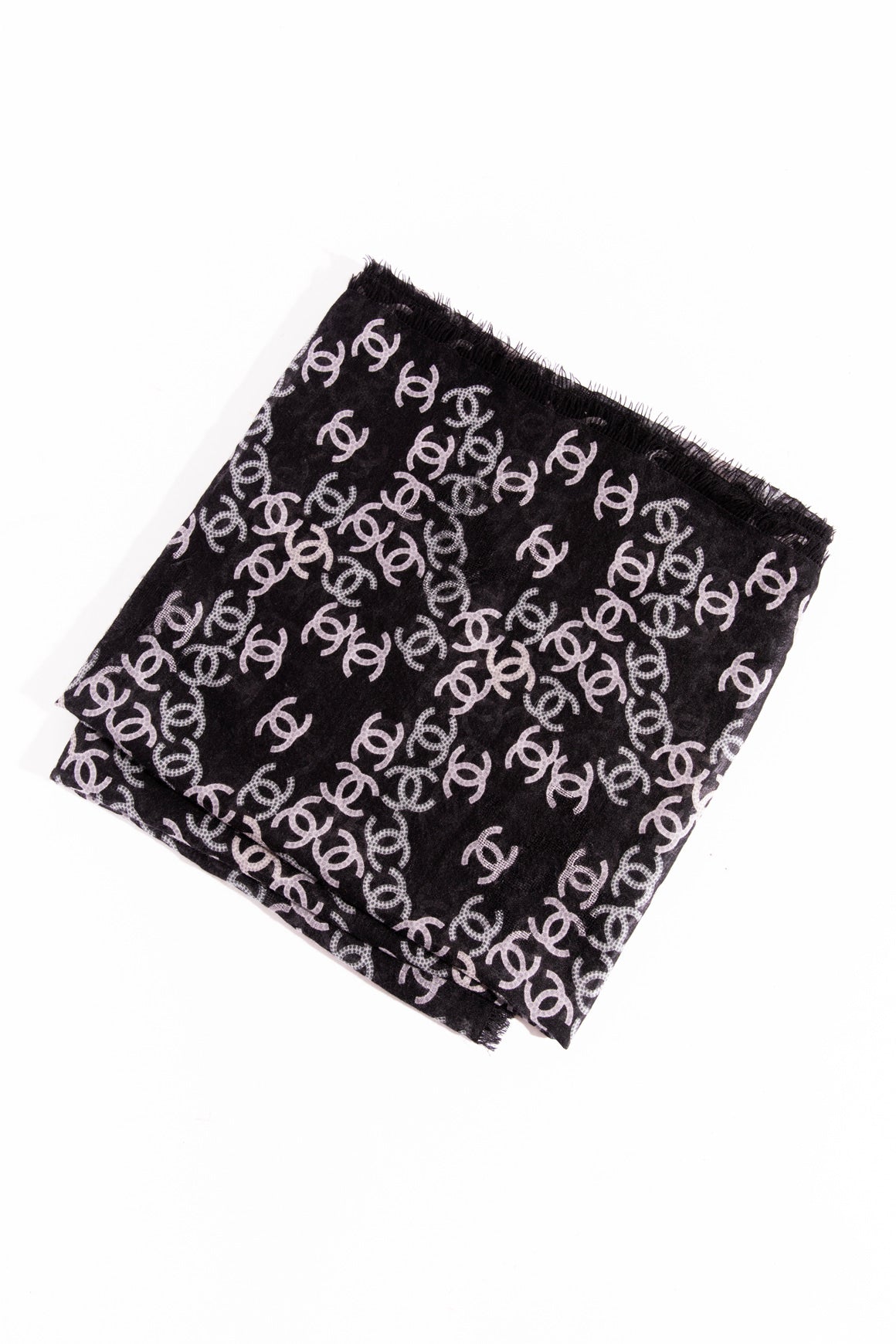 CHANEL Blk CC Logo Large Thin Knit Cashmere Scarf