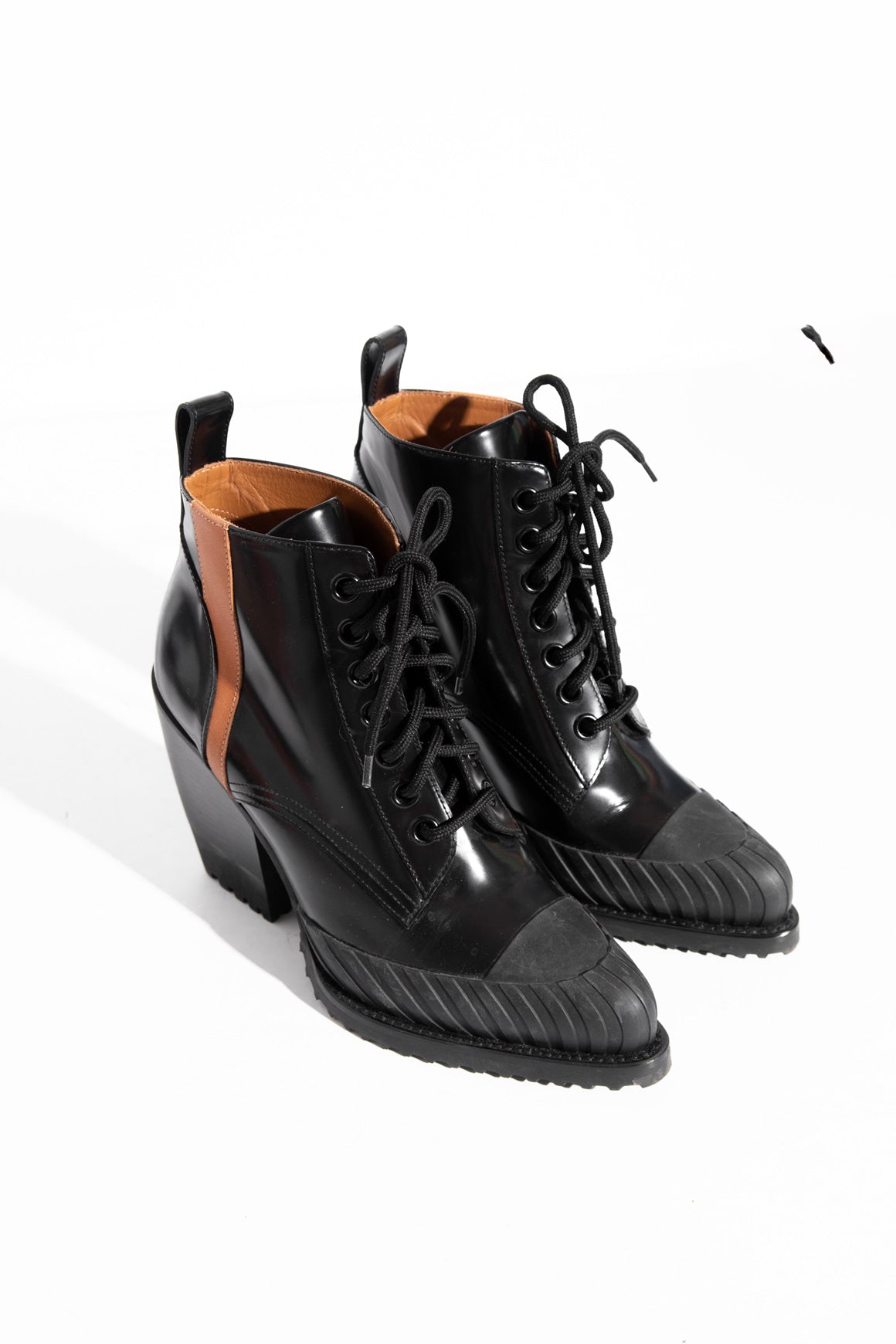 CHLOE Pointed Toe Lace Up Heeled Boots (Sz. 40)