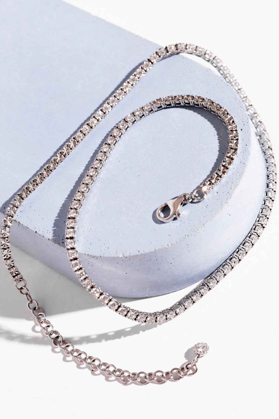 SHY STELLA COLLECTION White Gold Diamond Choker Necklace