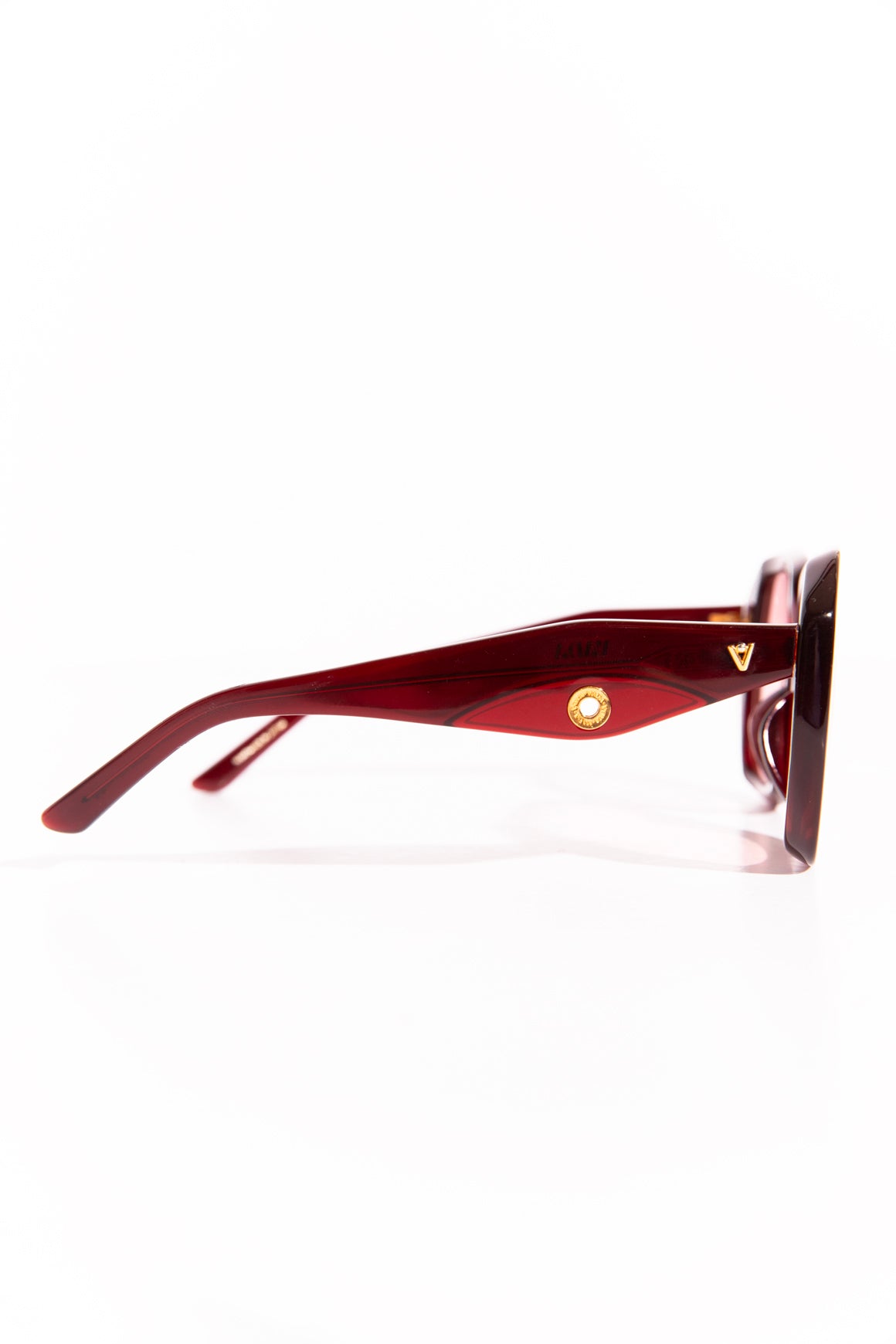 VADA Cicada Red Tinted Oversized Sunglasses