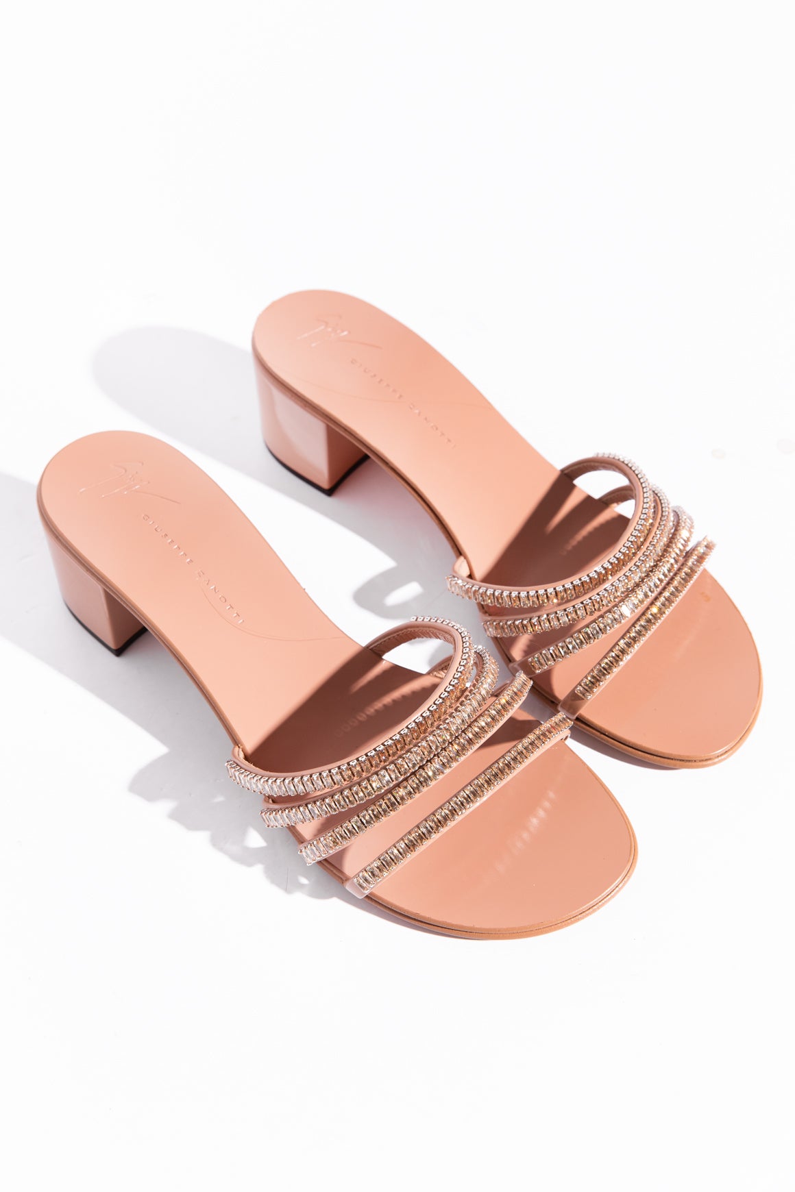 GIUSEPPE ZANOTTI Nude Crystal Sandals (Sz. 38)