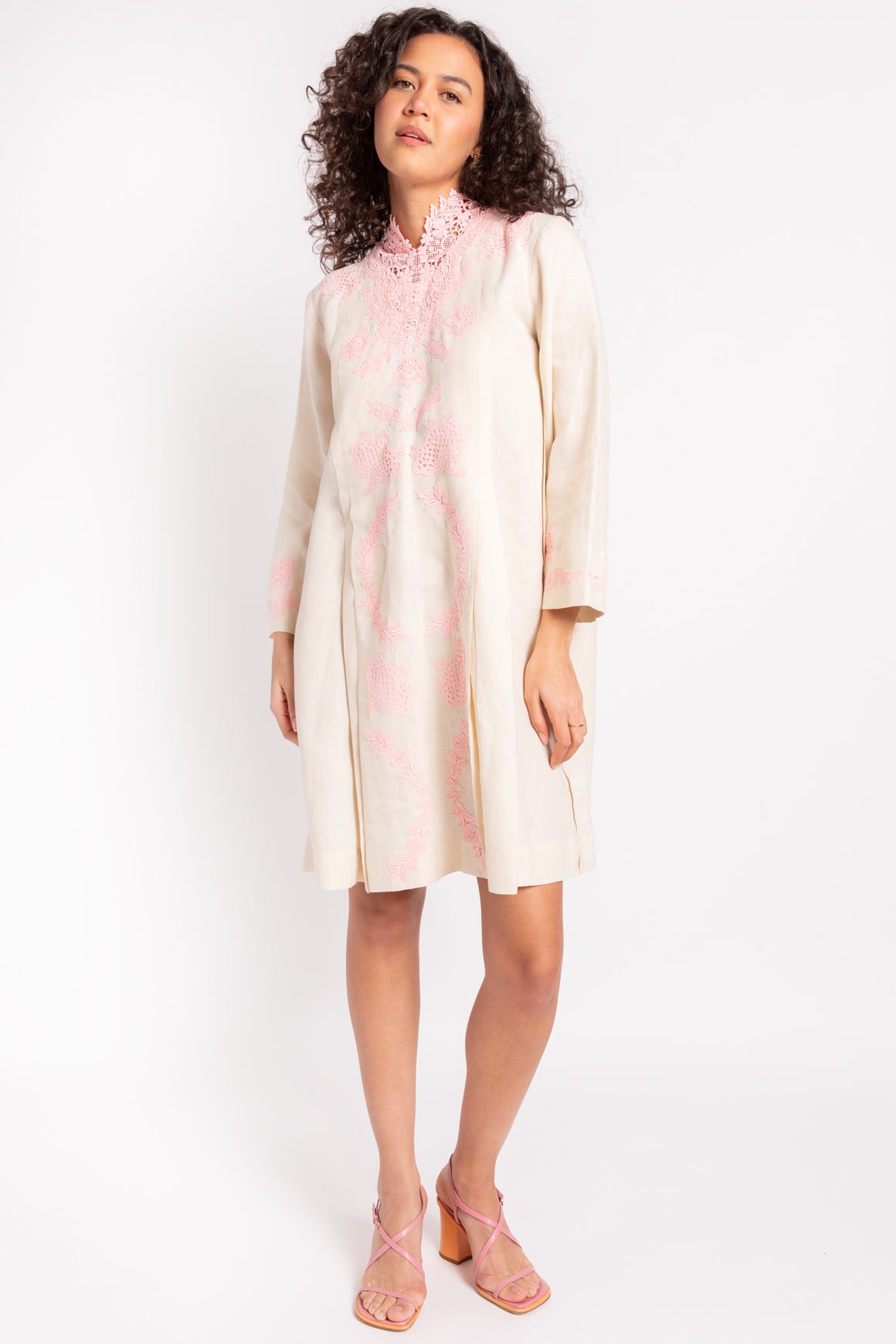 GUCCI Cream & Pink Lace Linen Kaftan Mini Dress
