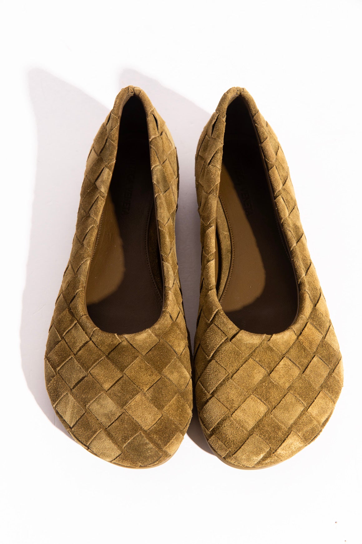 BOTTEGA VENETA Olive Suede Intrecciato Weave Flats (Sz.38)