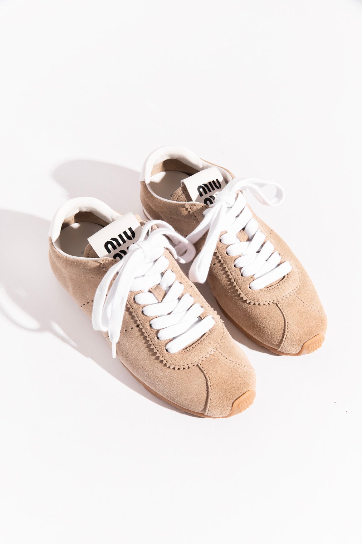 MIU MIU Plume Sneaker in Beige Suede (Sz.35.5)