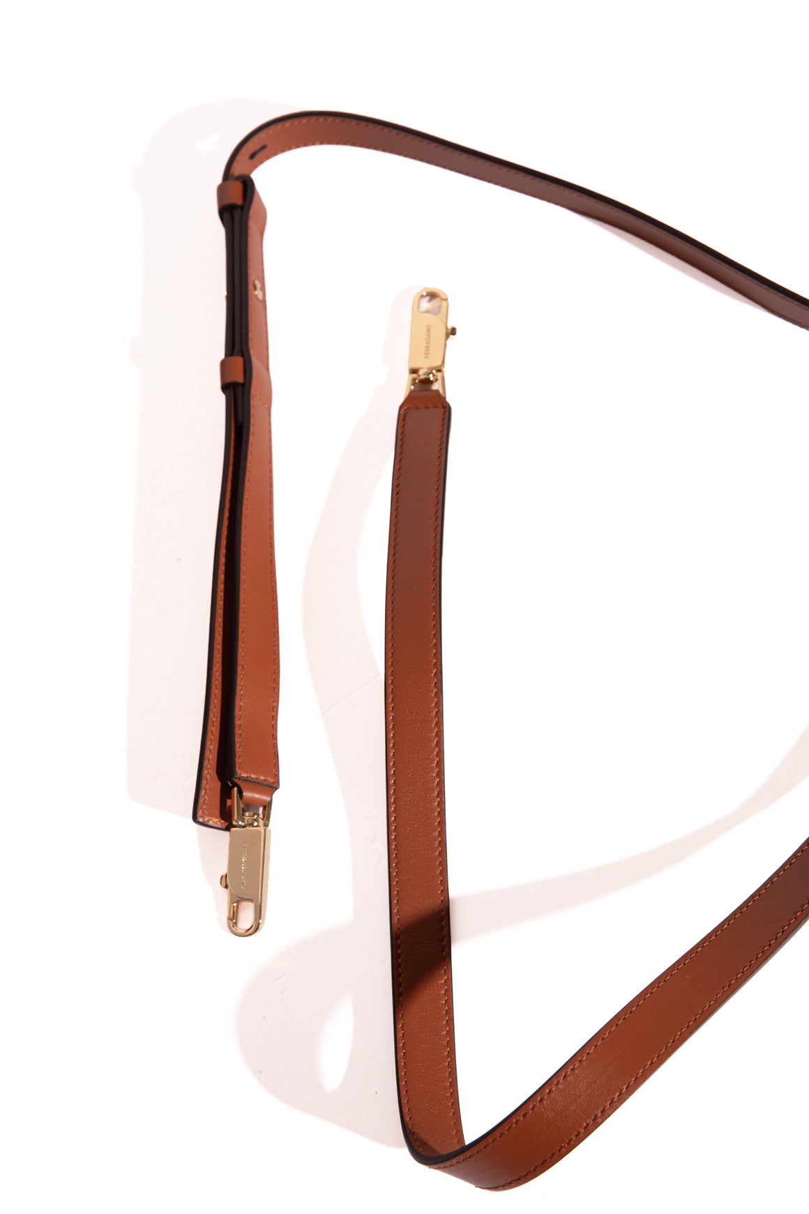 FERRAGAMO Cognac Hug Bag - M