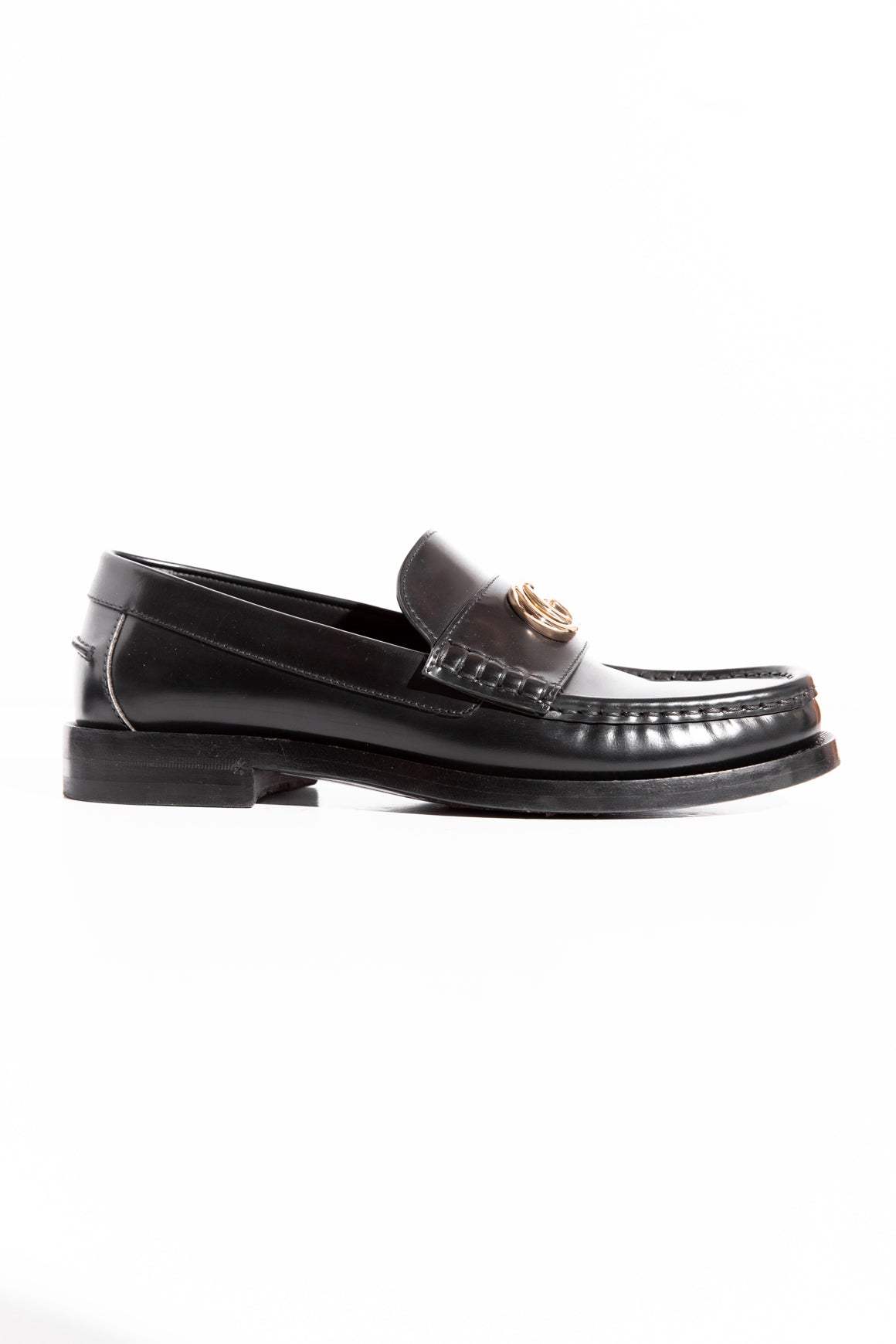 GUCCI Black Leather Brass GG Loafers (Sz. 37)