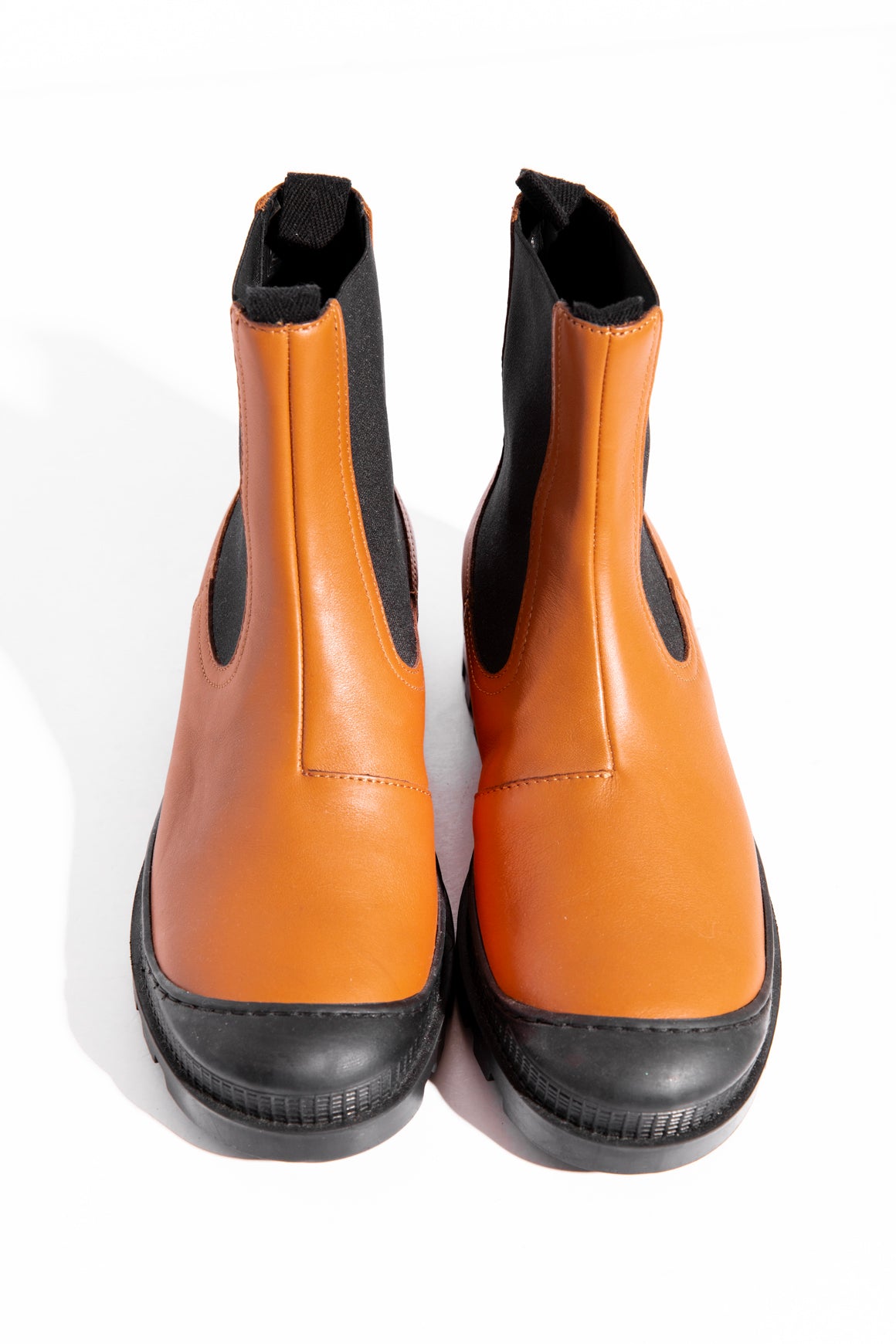 LOEWE Brown & Black Chelsea Boots (Sz. 39)
