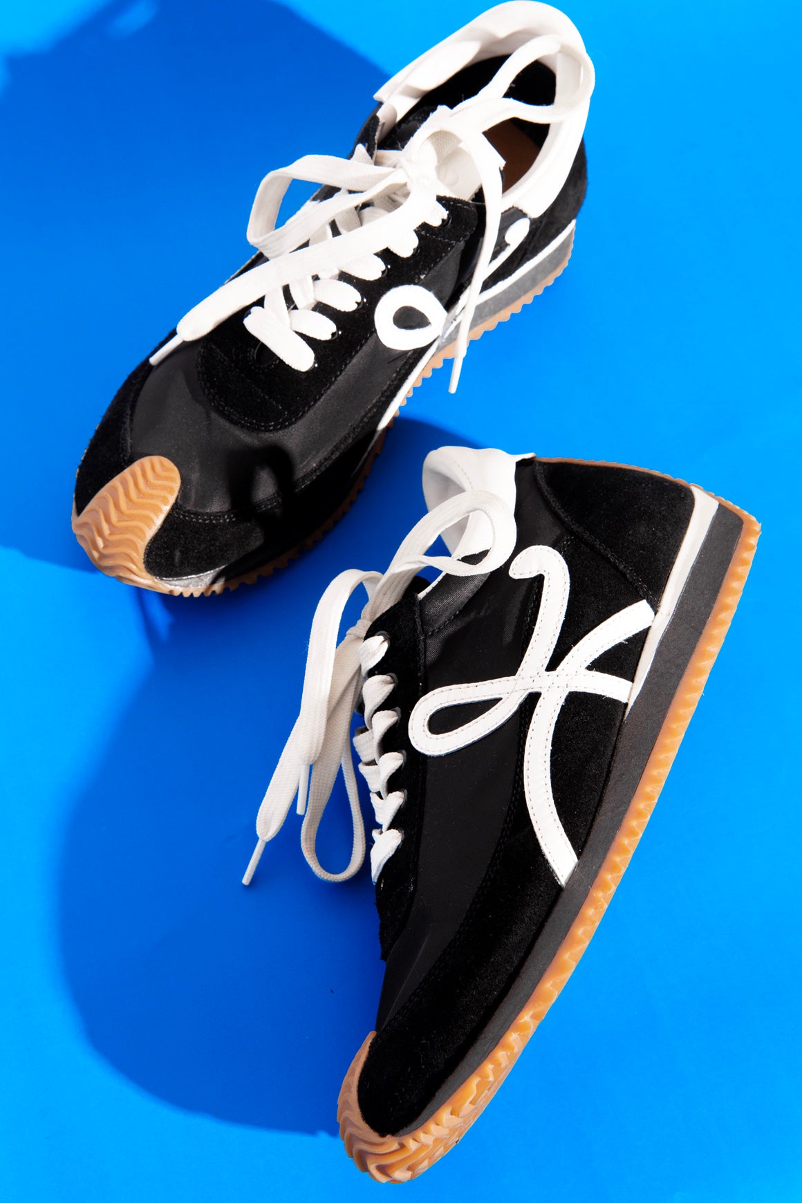 LOEWE Black & White Flow Runner Sneakers (Sz. 40)