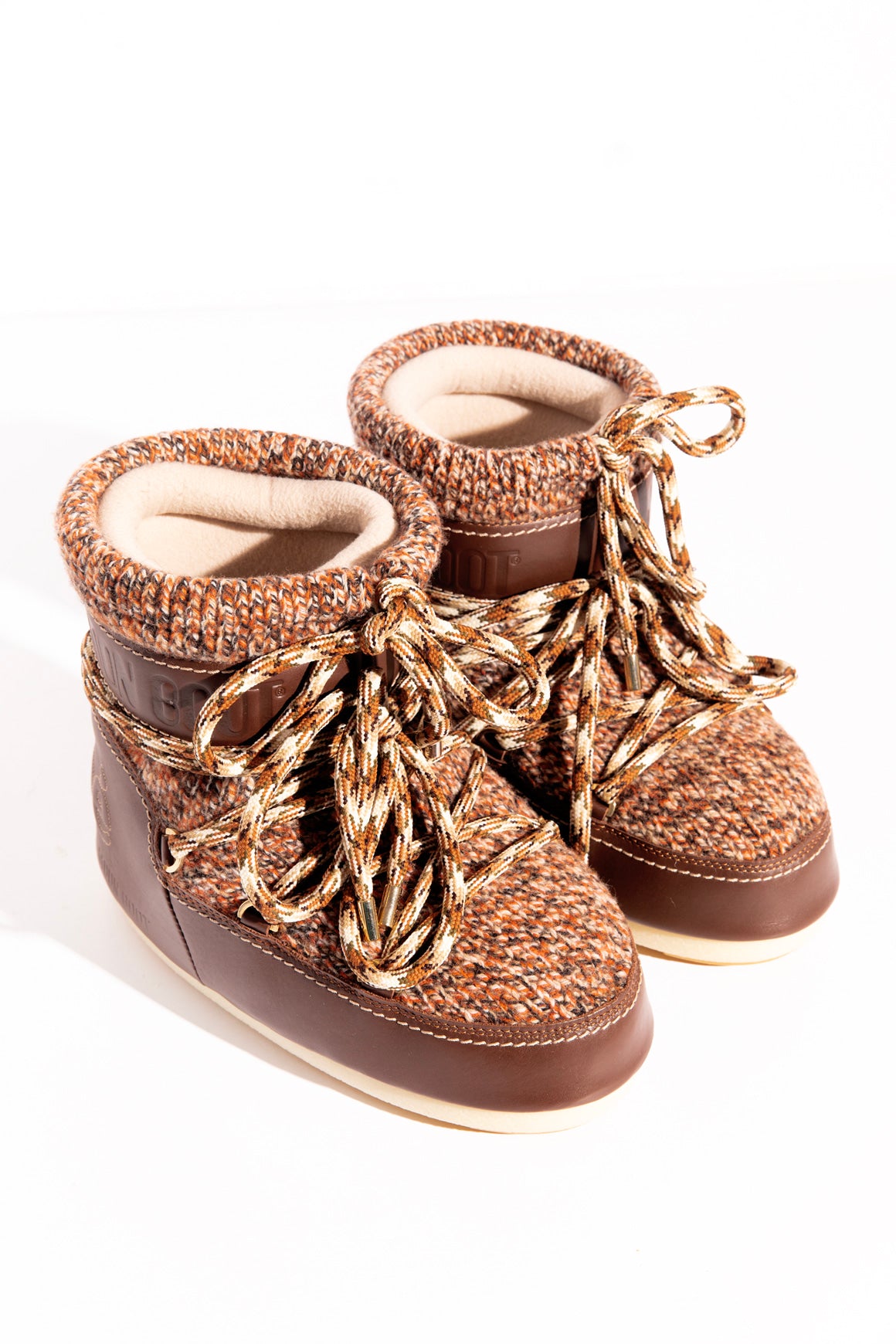 CHLOE Brown Orange Short Moon Boots (Sz. 9)