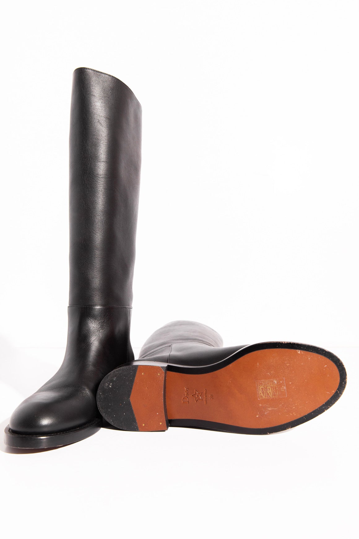 CHRISTIAN DIOR Black Calfskin 'D-Town' Boots (Sz. 38)