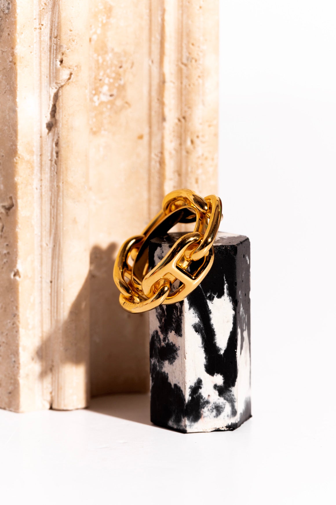 HERMES Gold Permabrass Regate Scarf Ring