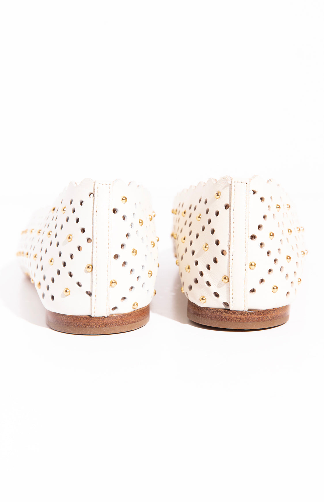 CHLOE Cream Laser Cut Scalloped Ballet Flats (Sz. 38)