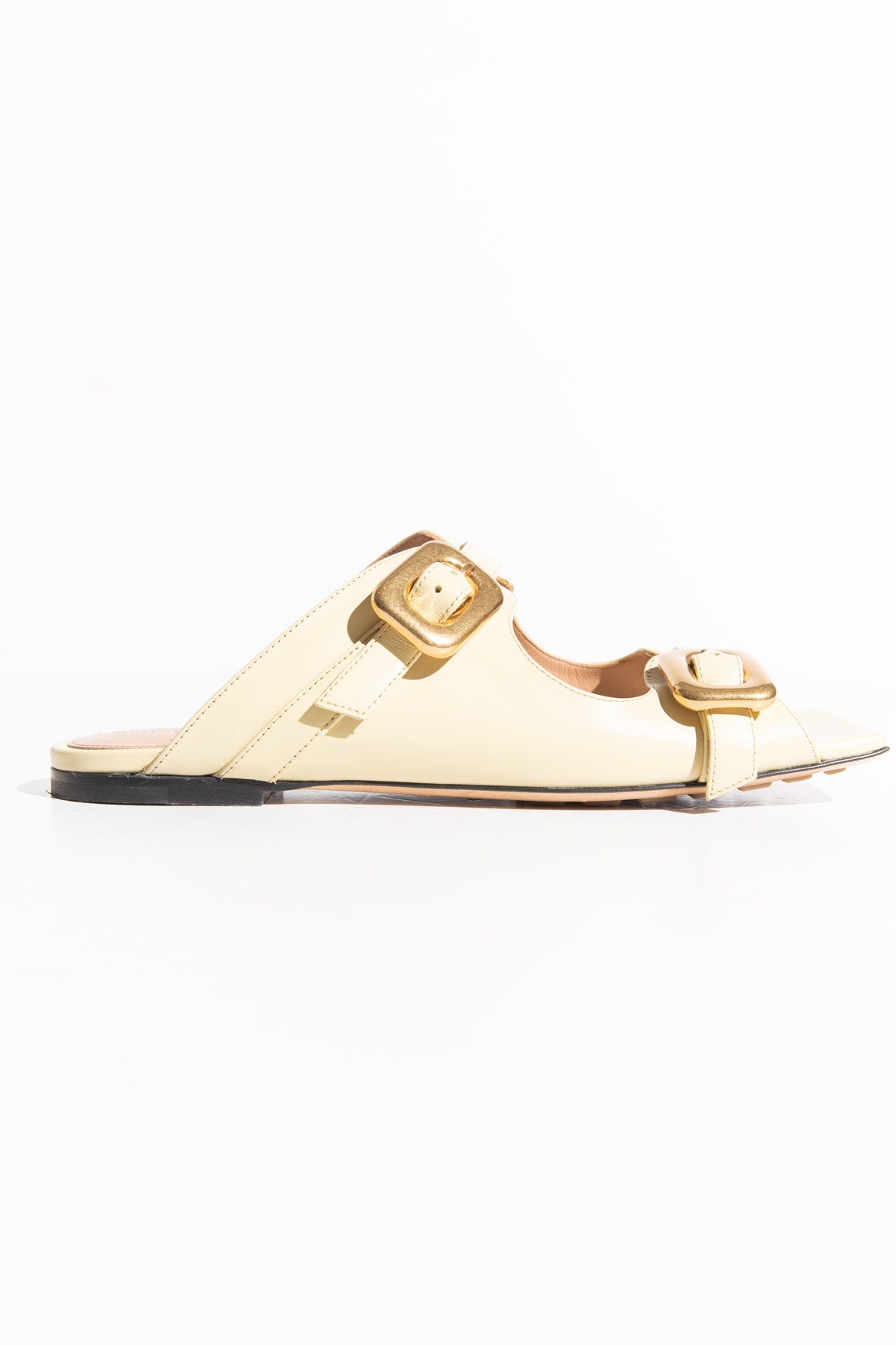 BOTTEGA VENETA Cream Leather Buckle Strap Sandals (Sz. 37)