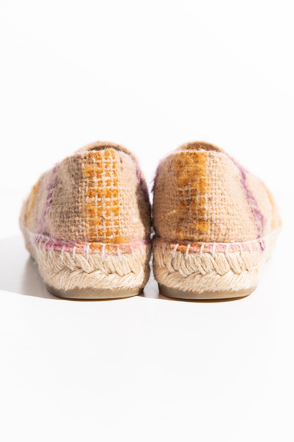 CHANEL Pink Tweed 'CC' Flat Espadrilles (Sz. 37)