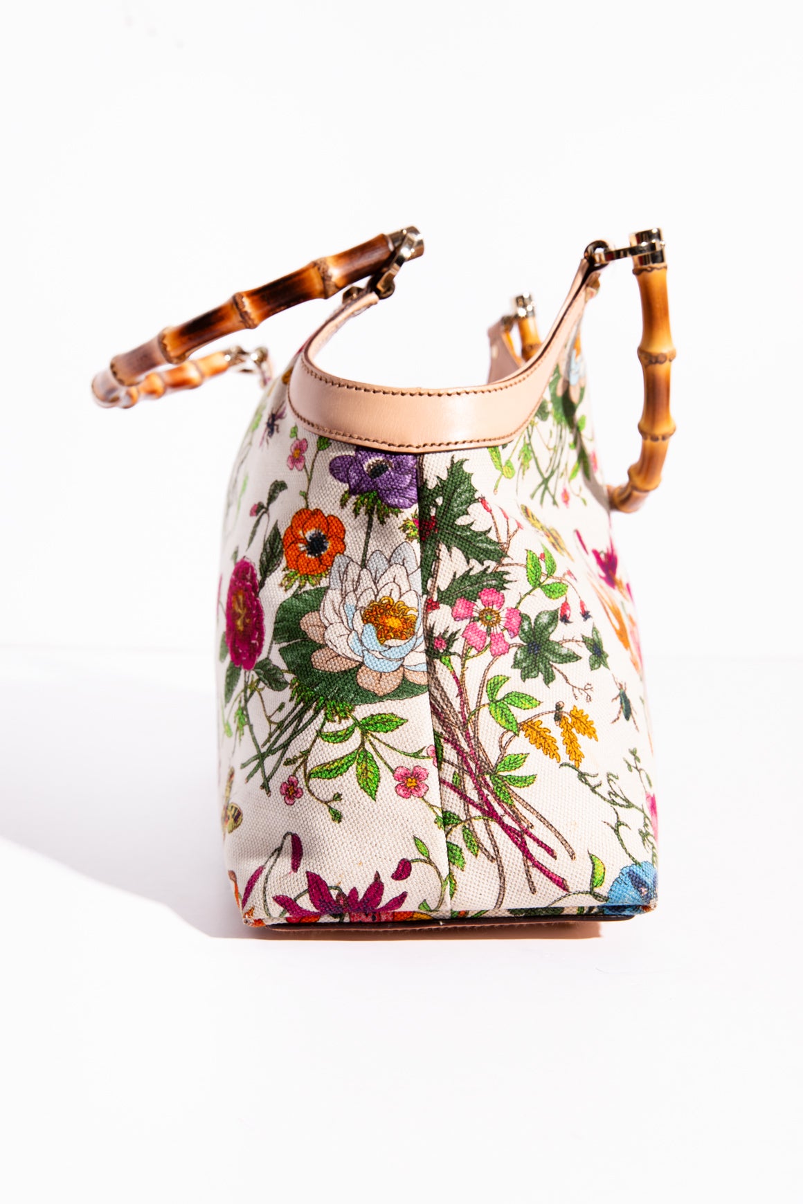 GUCCI White Flora Bamboo Handle Bag