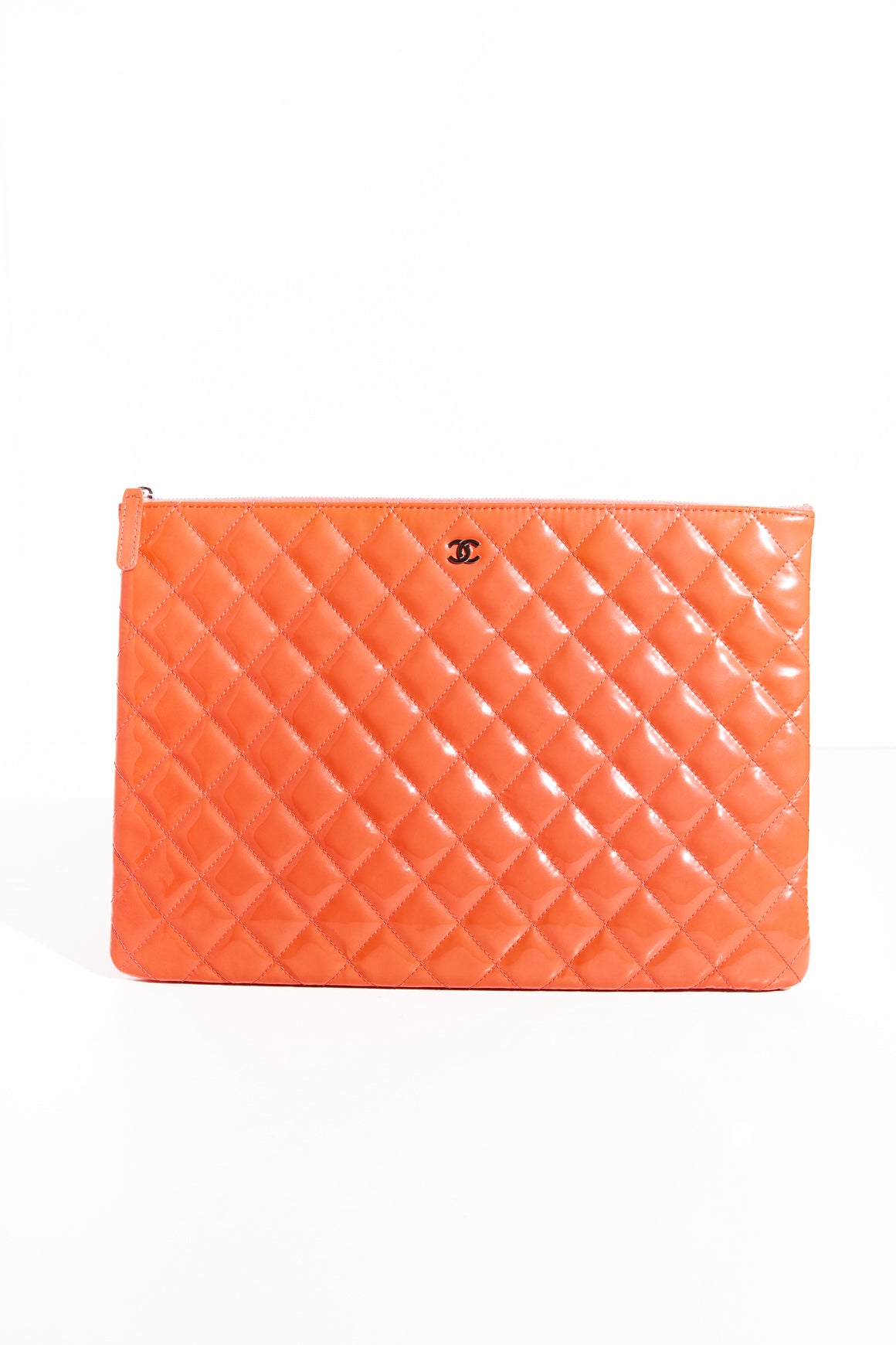 CHANEL Coral Patent Quilted O Clutch