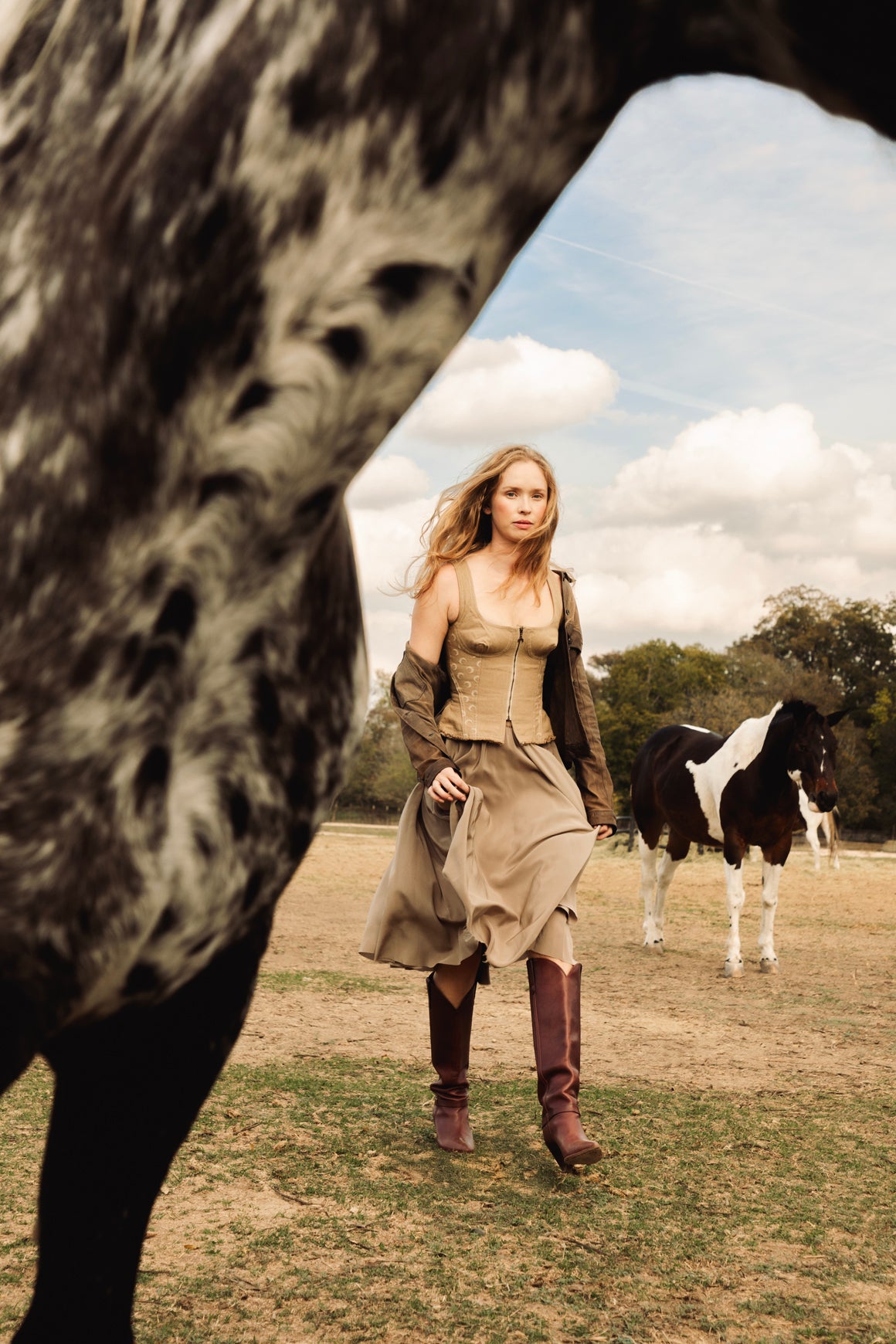 LOUIZA BABOURYAN Taupe Raw Hem Midi Skirt (Sz.L)