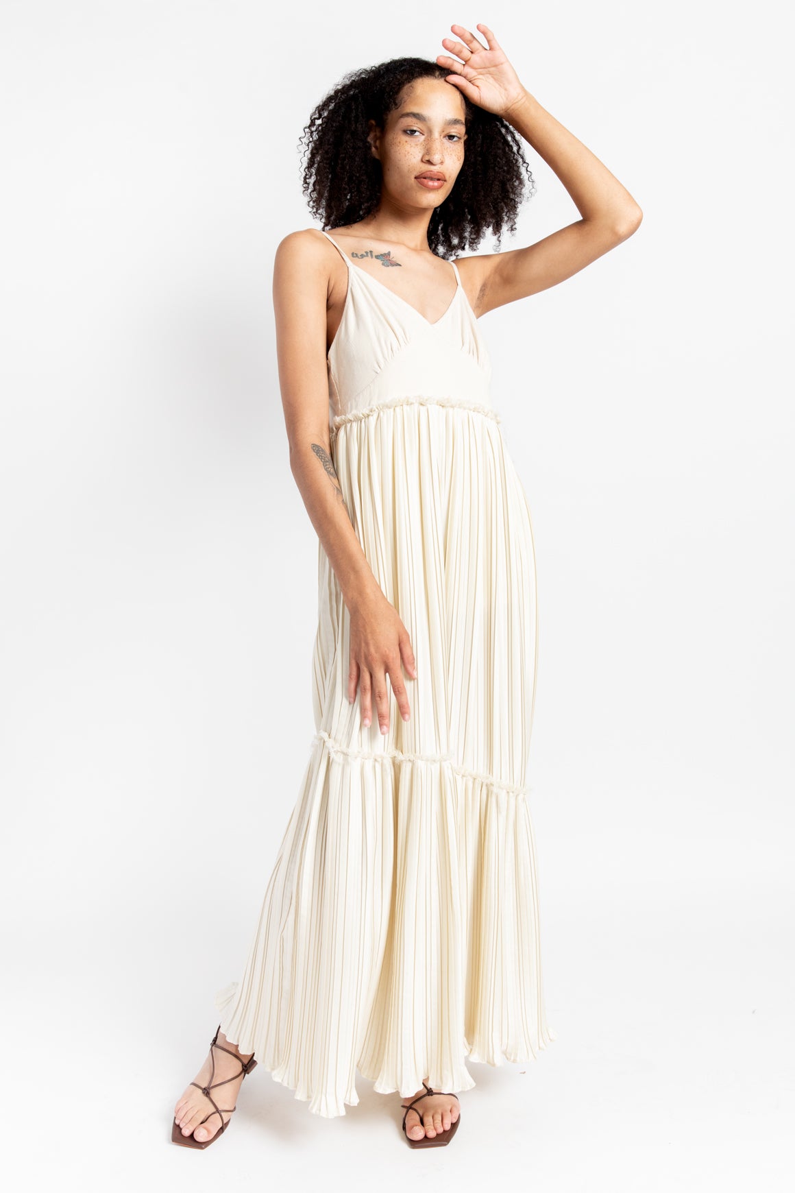 DEVEAUX Cream Pleated Maxi Dress