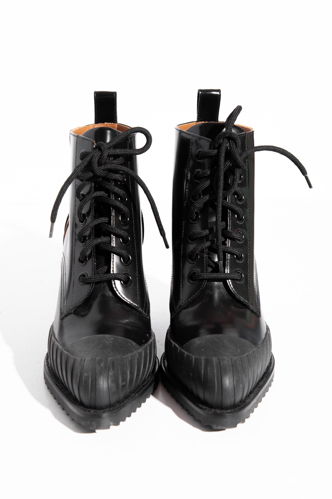 CHLOE Pointed Toe Lace Up Heeled Boots (Sz. 40)