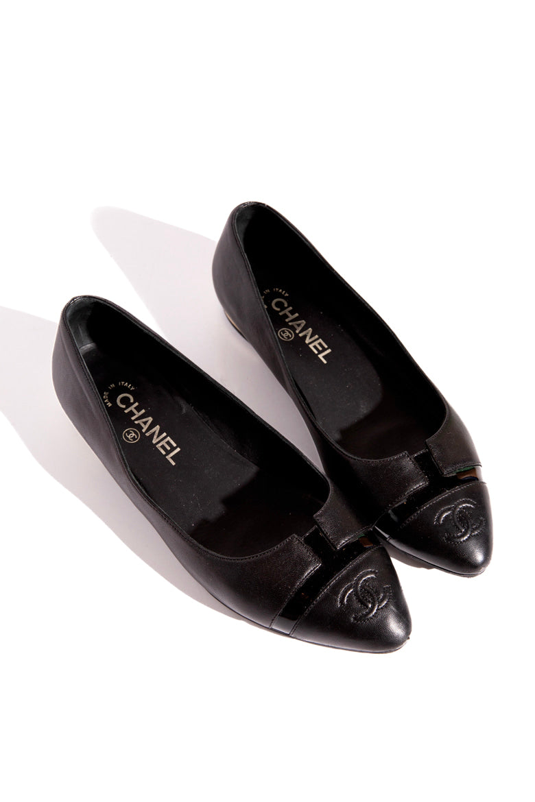 CHANEL Black CC Pointed Toe Gold Heel Flats (Sz.38) | MOSS Consignment