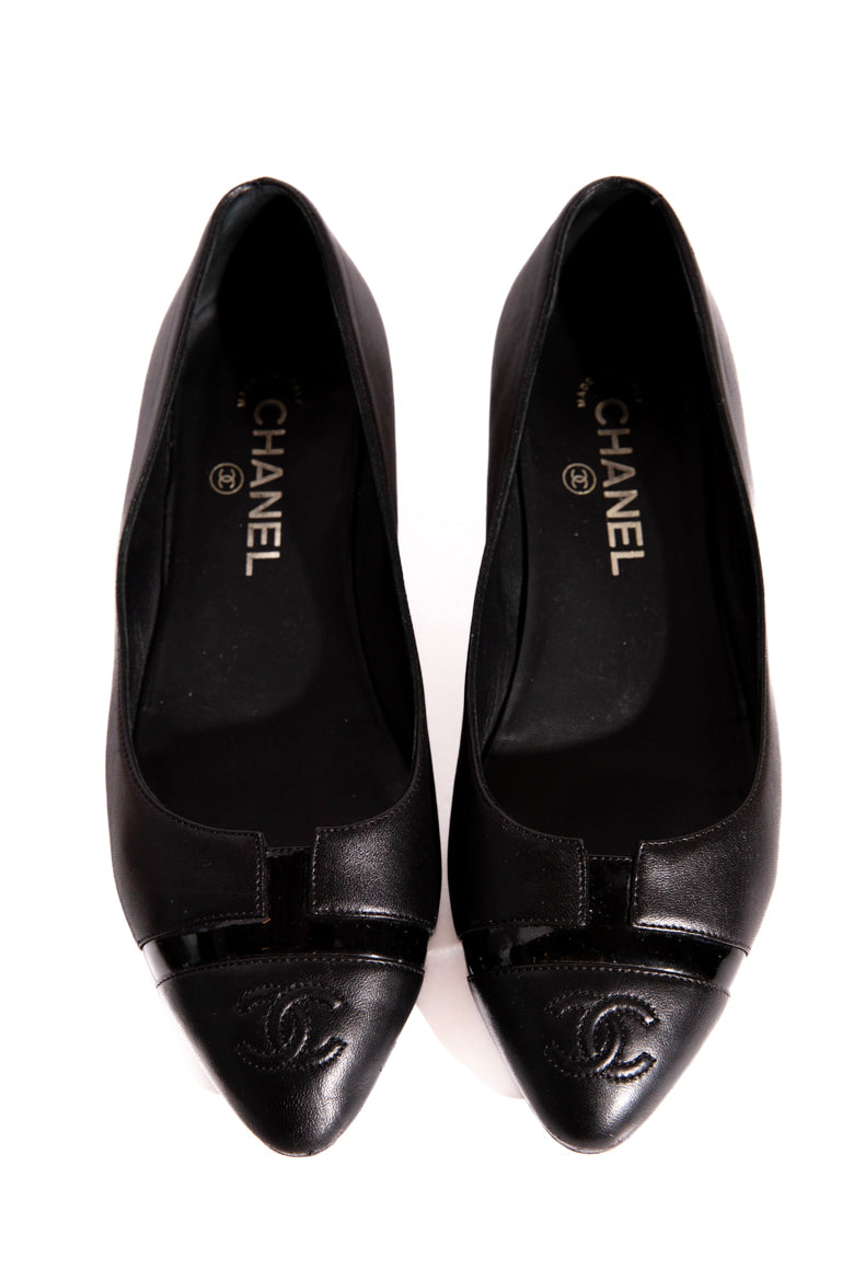 CHANEL Black CC Pointed Toe Gold Heel Flats (Sz. 38)