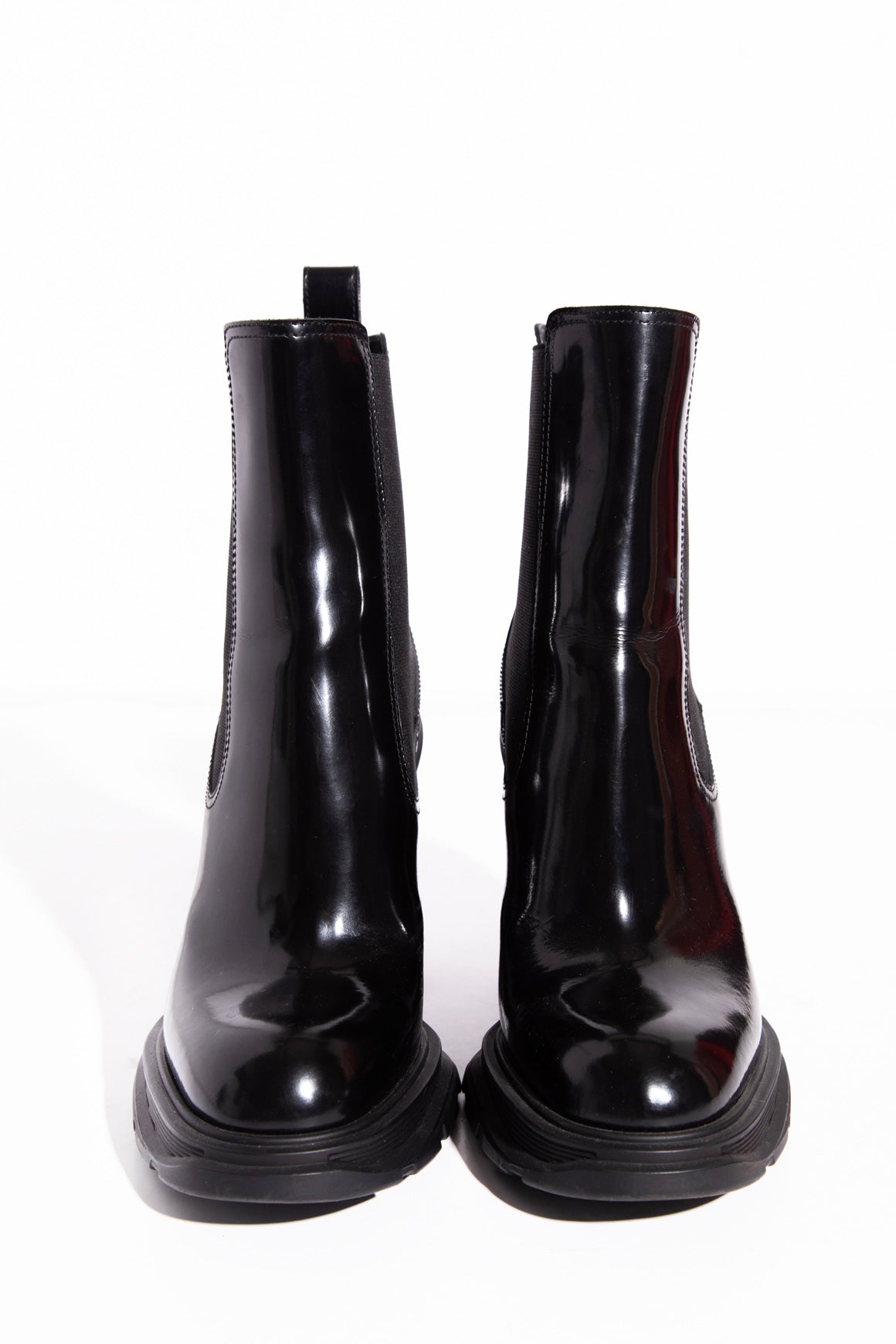 ALEXANDER MCQUEEN Patent Heeled Chelsea Boot (Sz.38)