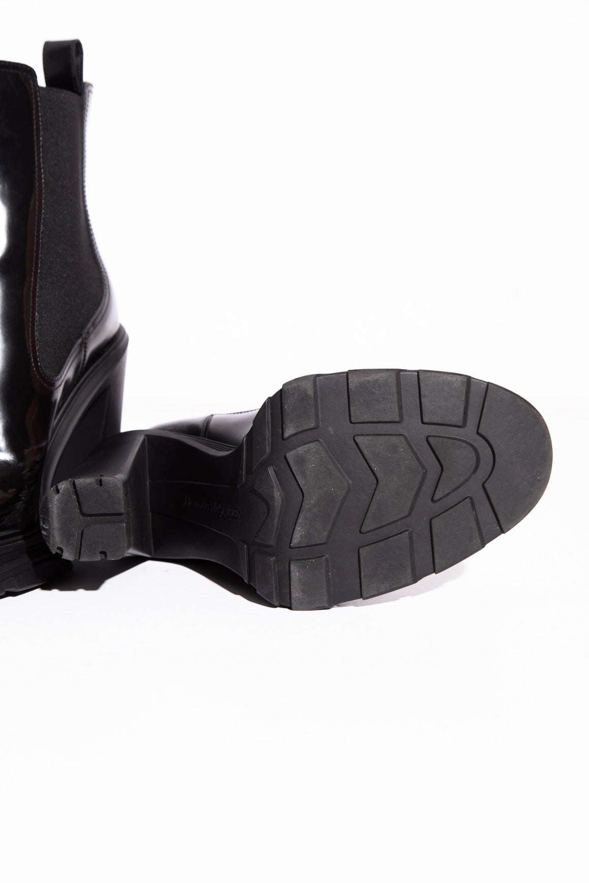 ALEXANDER MCQUEEN Patent Heeled Chelsea Boot (Sz.38)