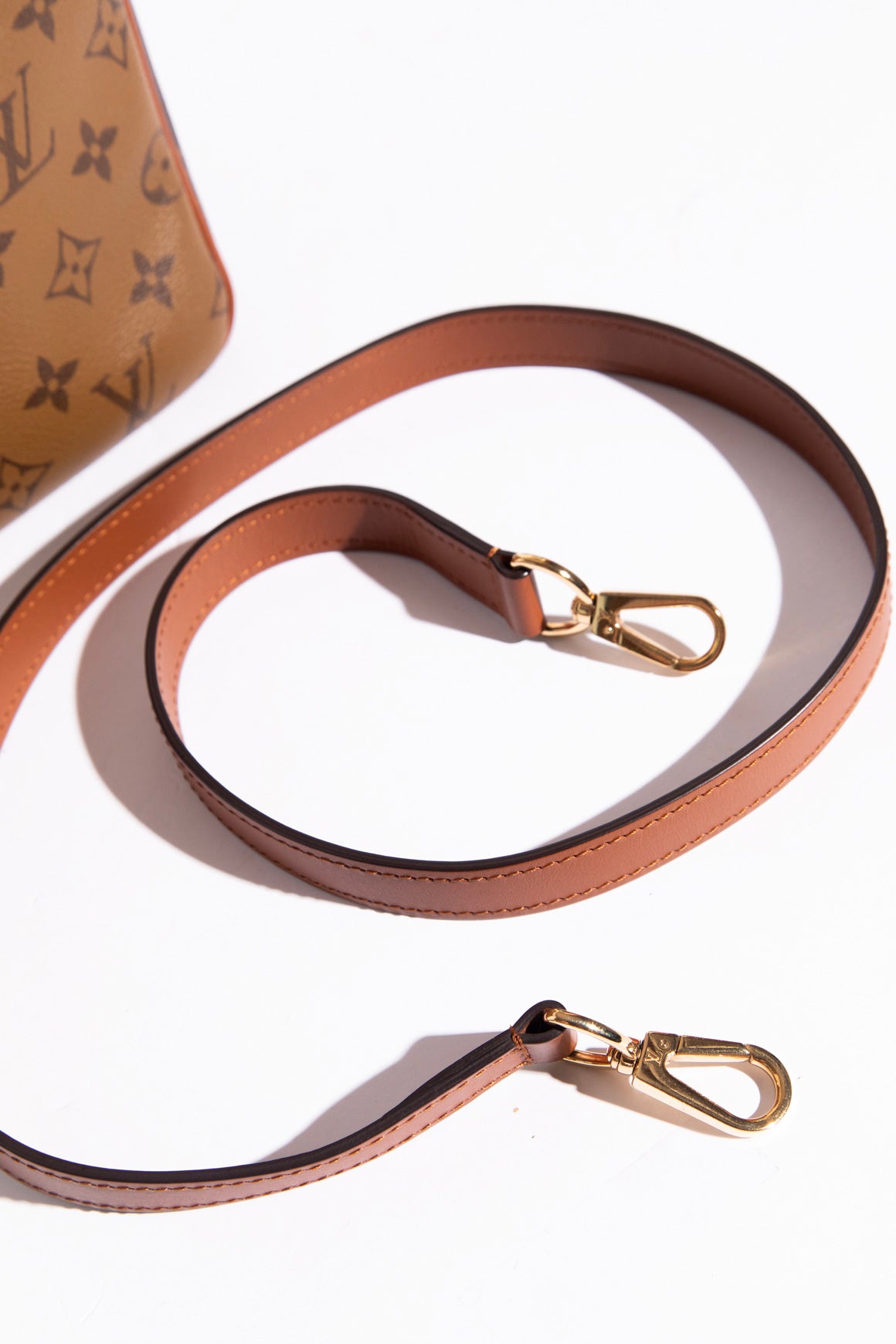 LOUIS VUITTON Dauphine Hobo PM