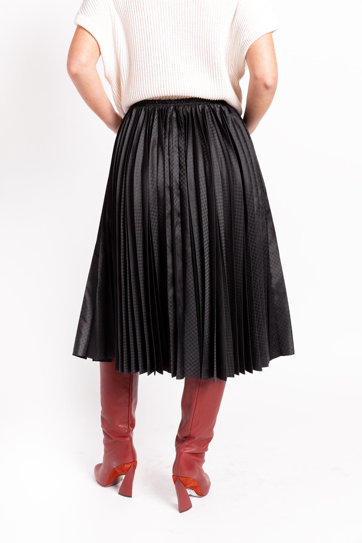 COMME DES GARCONS Black Pleated Midi Skirt