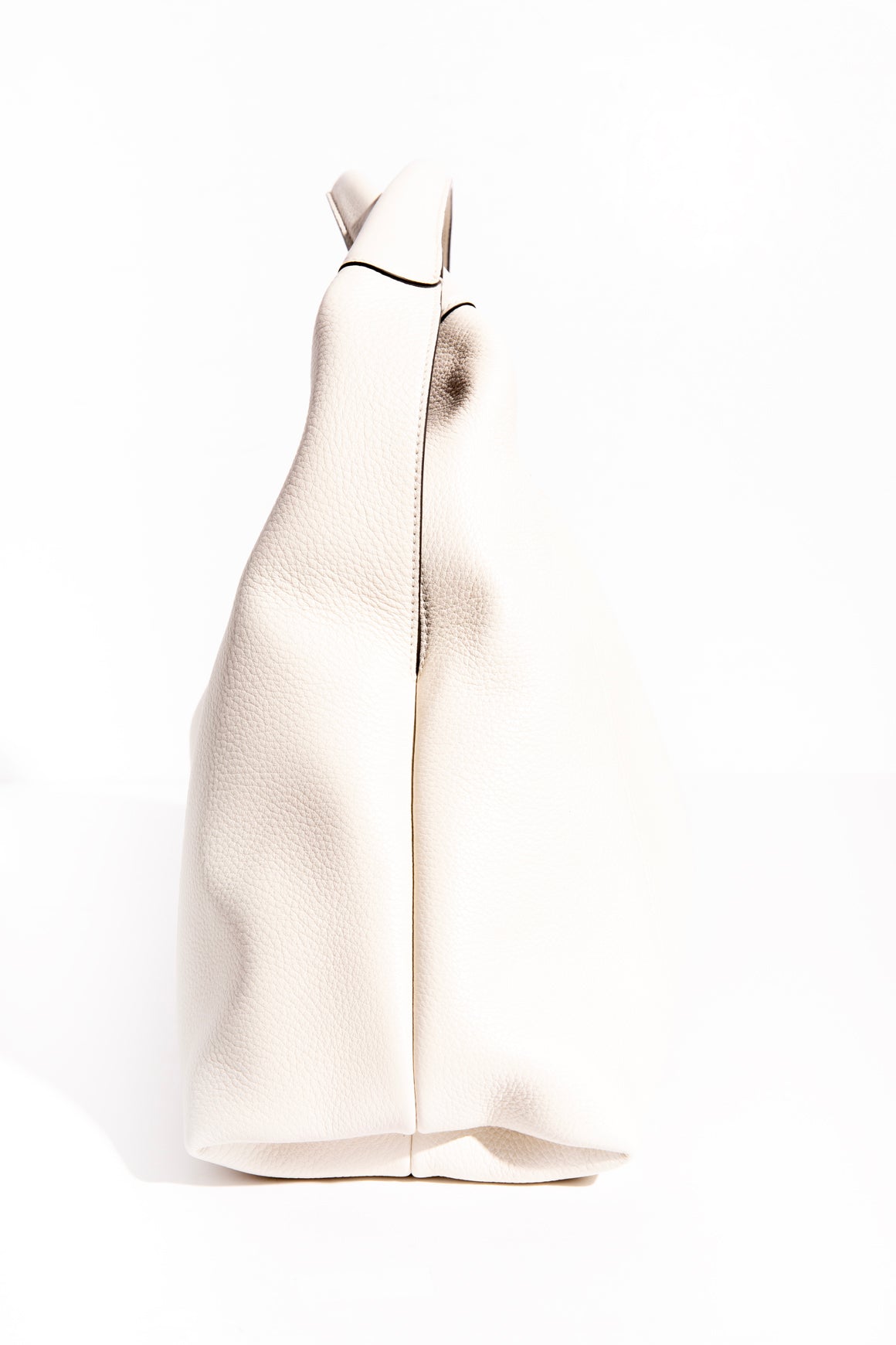 GUCCI White Leather Softbit Maxi Shoulder Bag