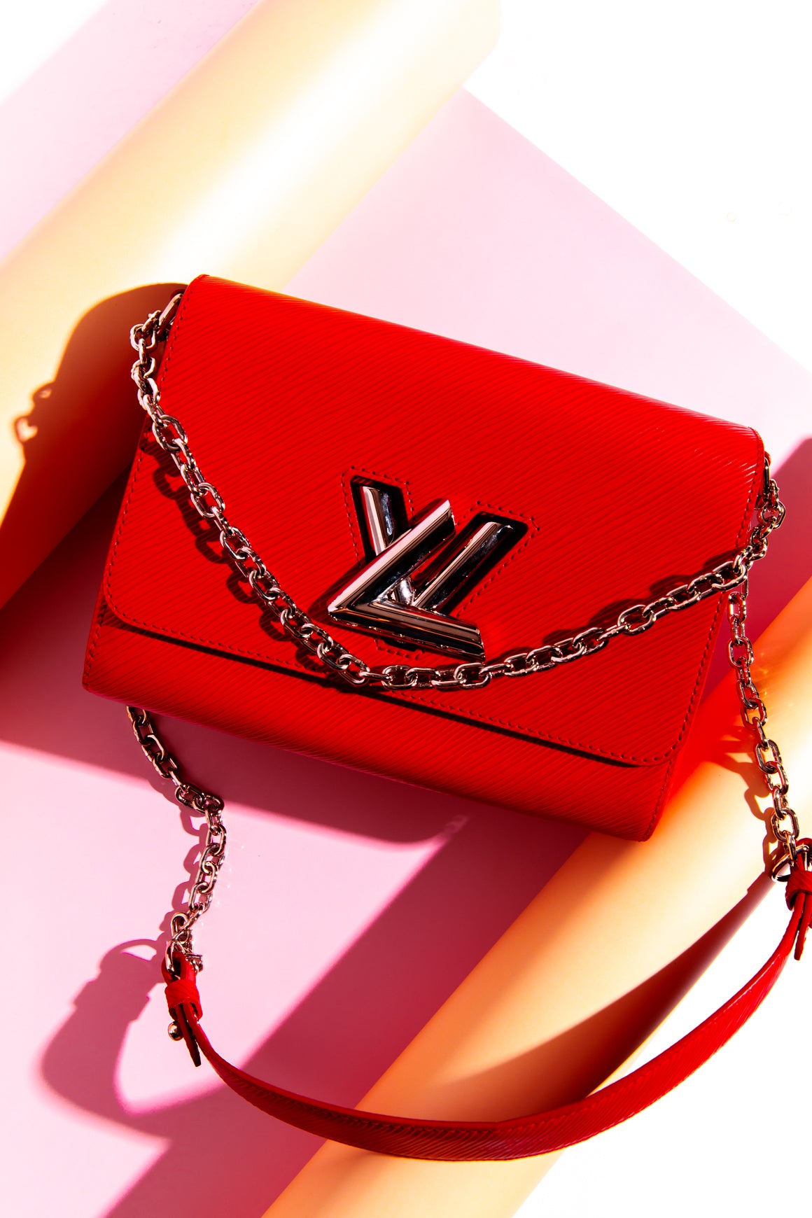 LOUIS VUITTON Red Epi Twist Lock MM Shoulder Bag