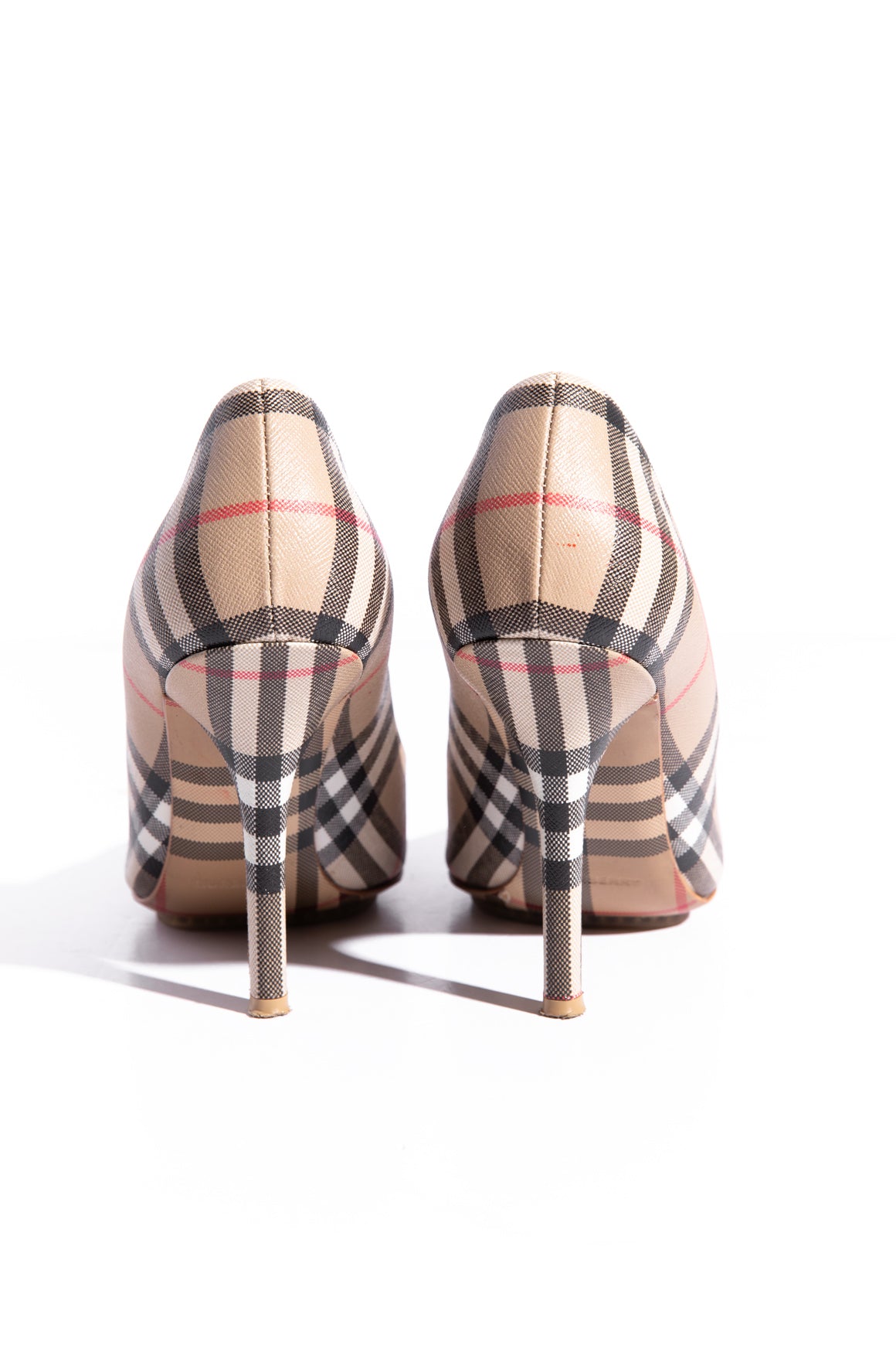 BURBERRY Plaid Leather Pumps (Sz. 39.5)