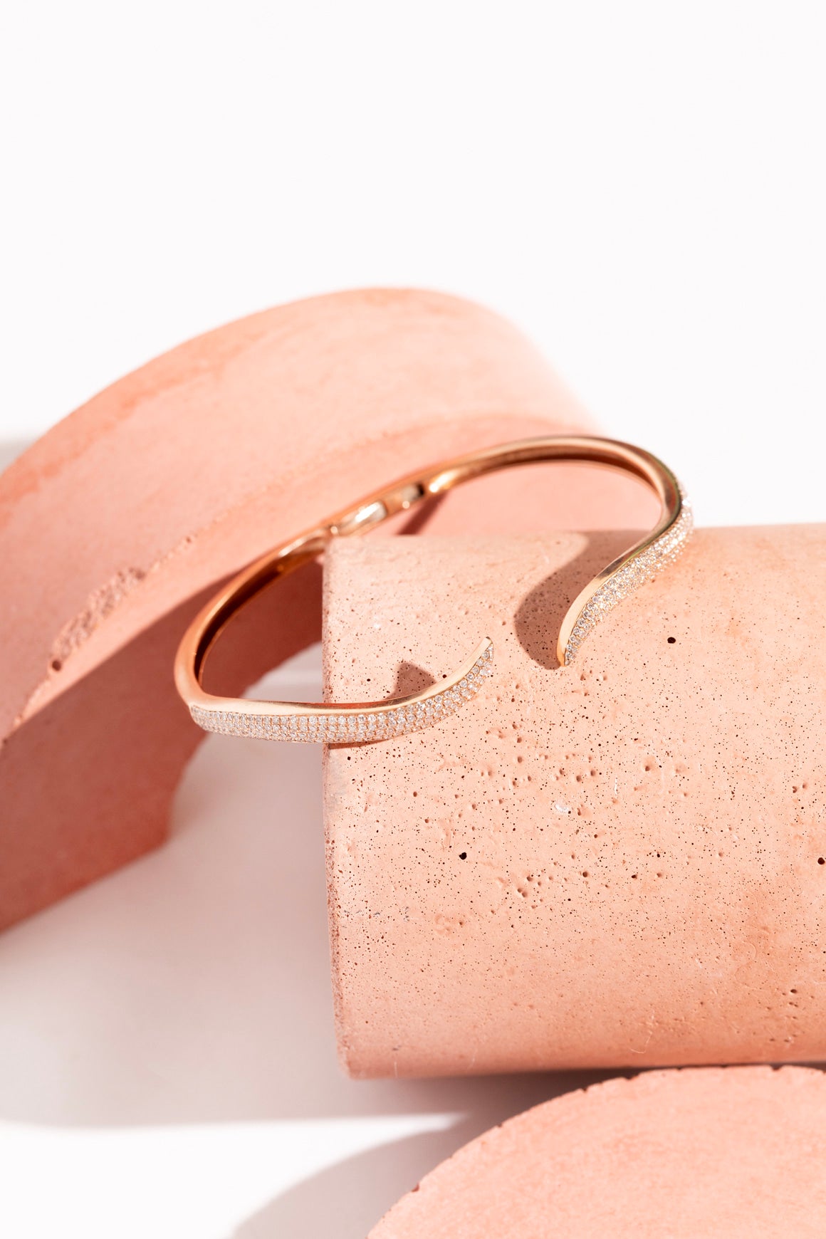 STEPHANIE GOTLEIB Rose Gold Ivy Pave Wave Cuff