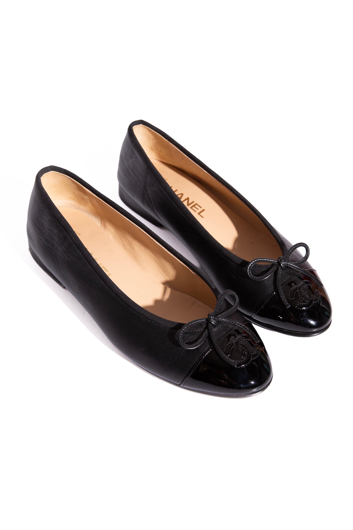 CHANEL Black Leather CC Patent Toe Ballet Flats (Sz. 37)