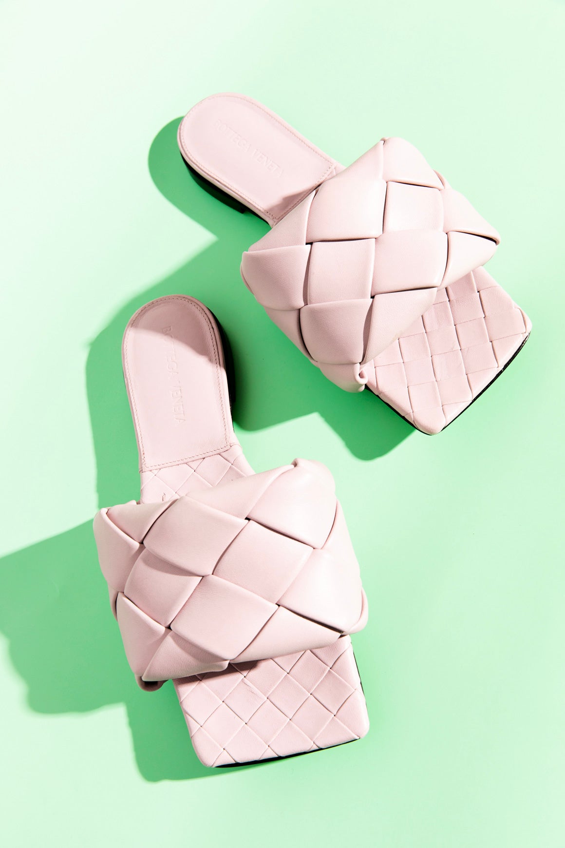 BOTTEGA VENETA Lilac Lido Sandals (Sz.36)