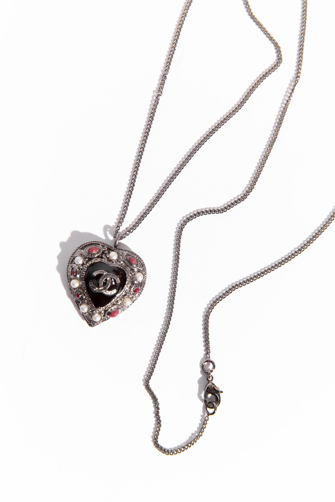 CHANEL Gunmetal & Enamel Heart Pendant Necklace