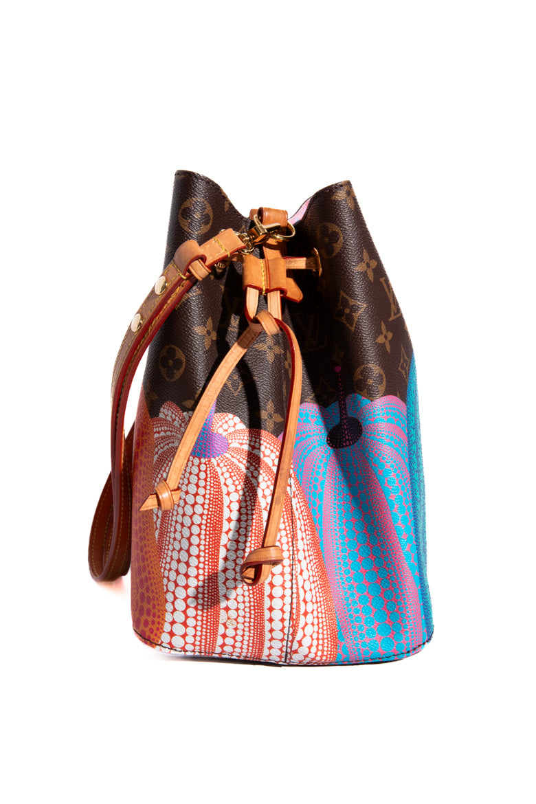 LOUIS VUITTON 2023 Monogram Yayoi Kusama "Noe" Bag