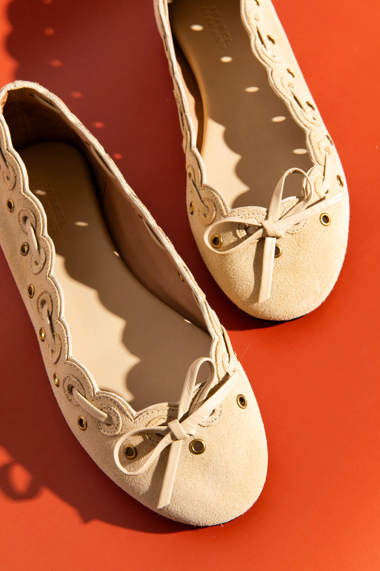 ISABEL MARANT Beige Grommet Bow Ballet Flats (Sz. 36)