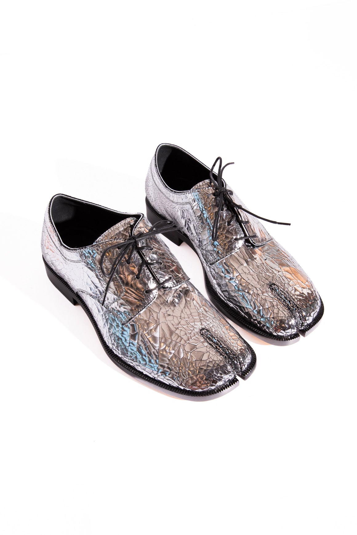 MAISON MARGEILA Silver Broken Mirror Tabi Brogues (Sz. 40)