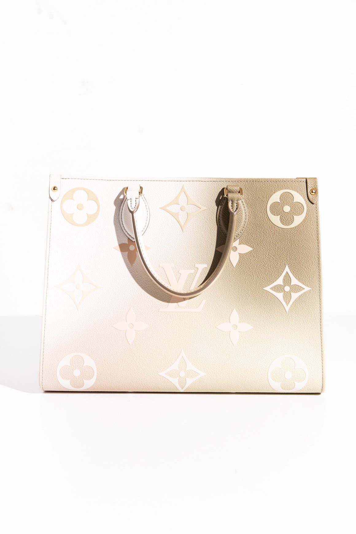 LOUIS VUITTON On the Go Ivory to Green Gradient Tote