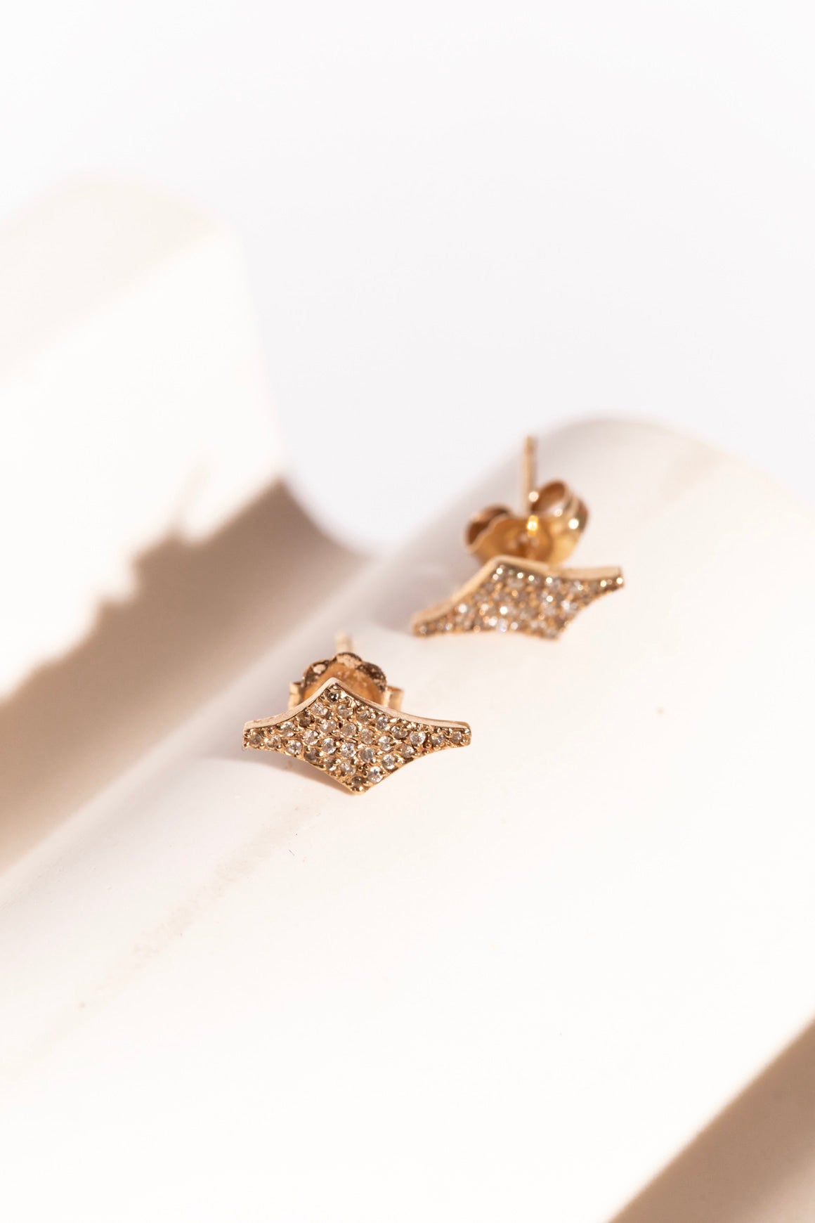 PAIGE NOVAK 18k Pave Diamond Stud Earrings