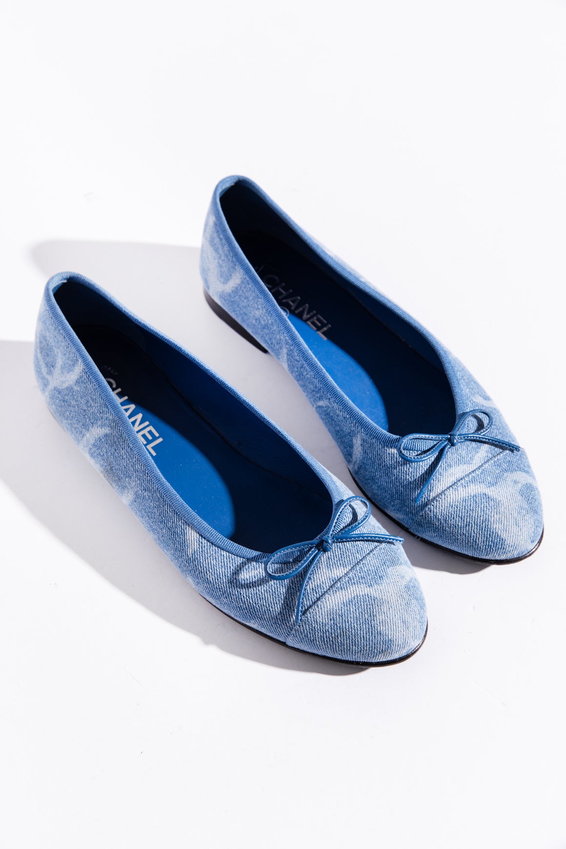 CHANEL Blue Denim Ballet Flats (Sz. 39.5)