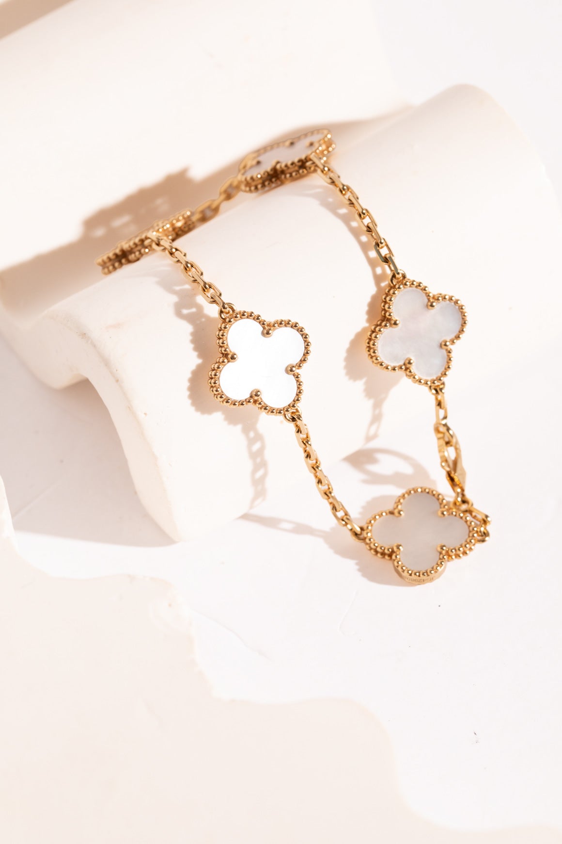VAN CLEEF & ARPELS Vintage Alhambra Mother Of Pearl Bracelet