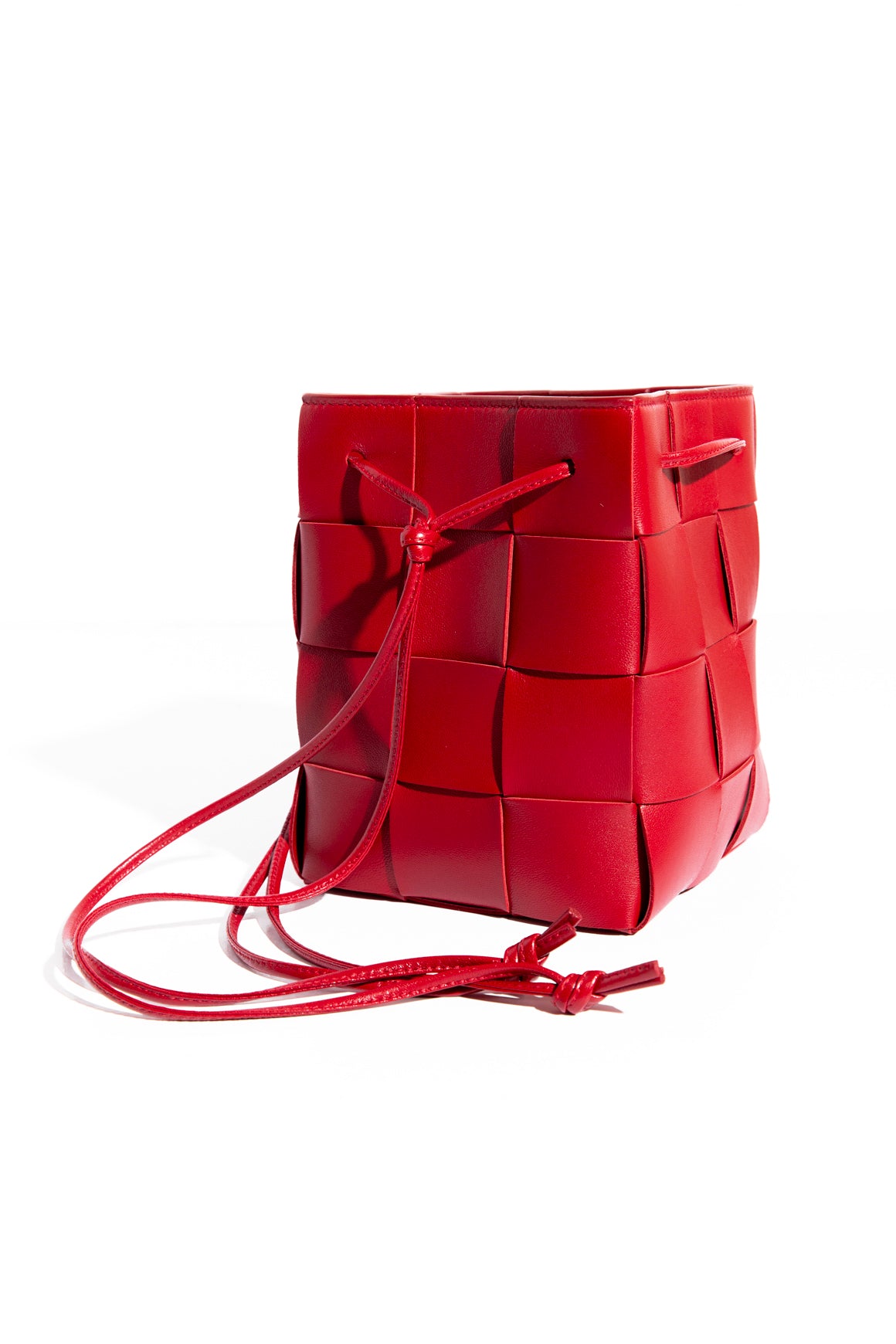 BOTTEGA VENETA Red Cassette Intrecciato Leather Bucket Bag